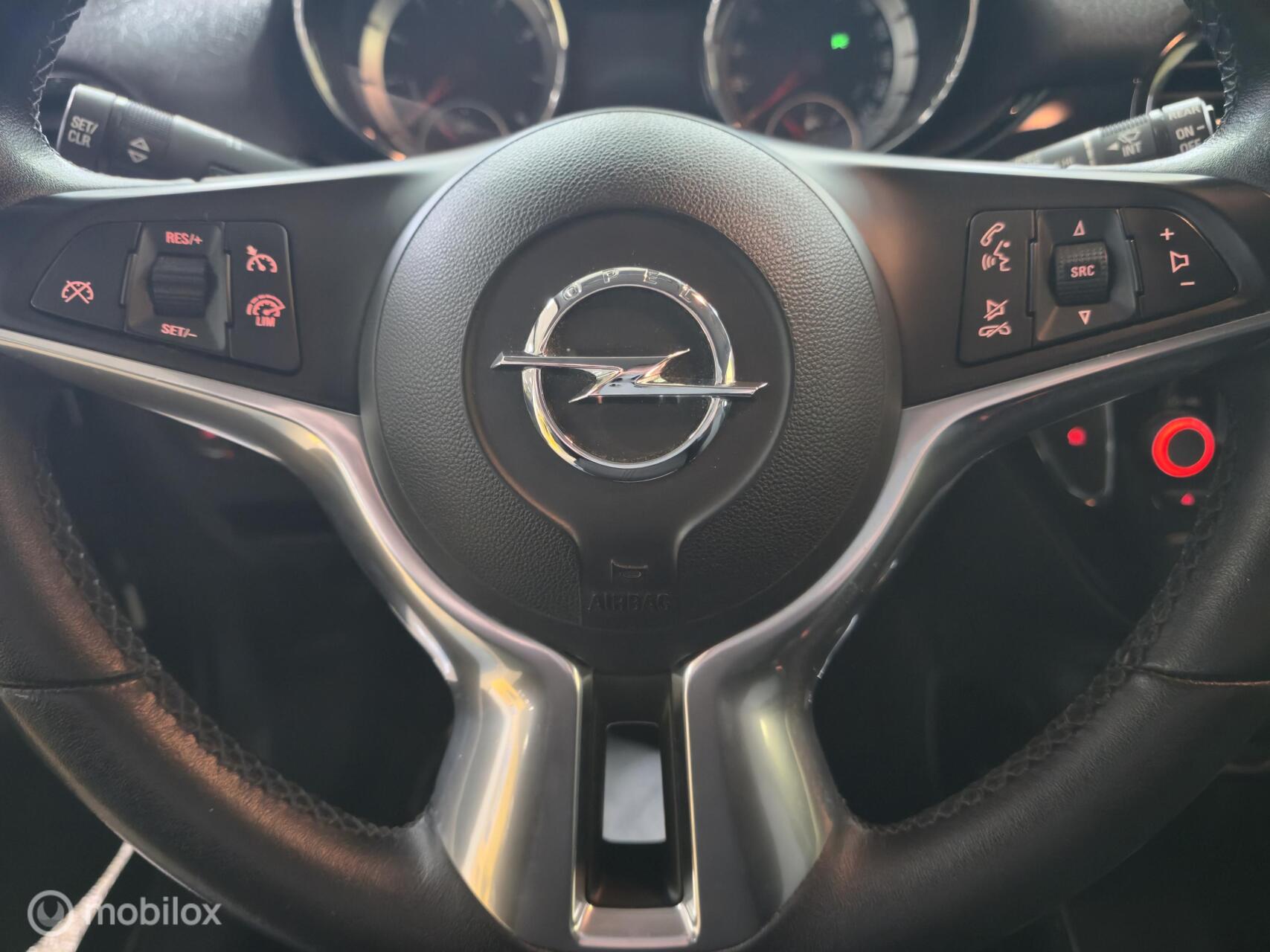 Foto van Opel Adam
