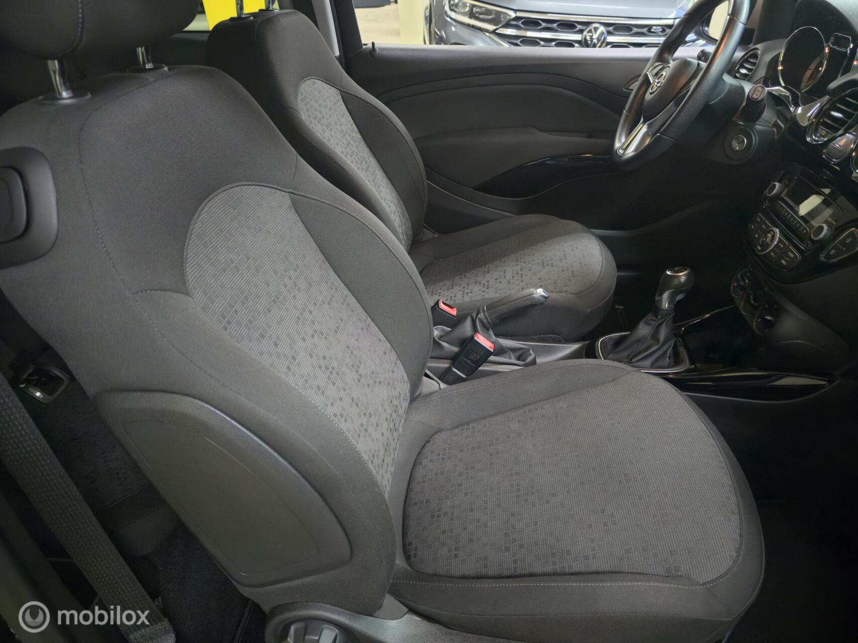 Foto van Opel Adam