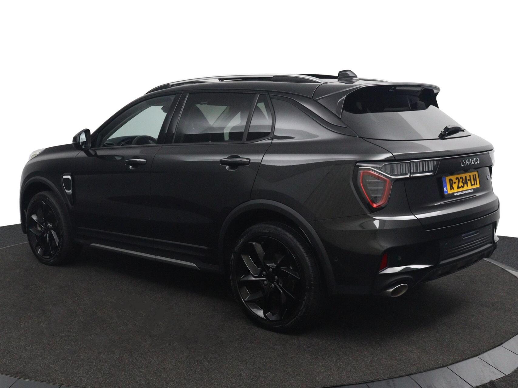 Foto van Lynk&co LYNK & Co 01