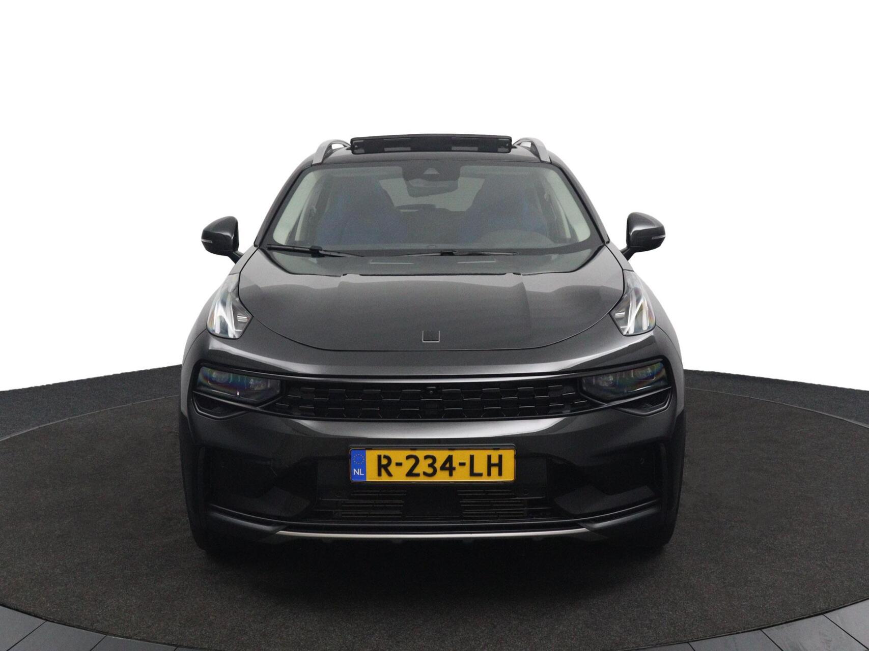 Foto van Lynk&co LYNK & Co 01