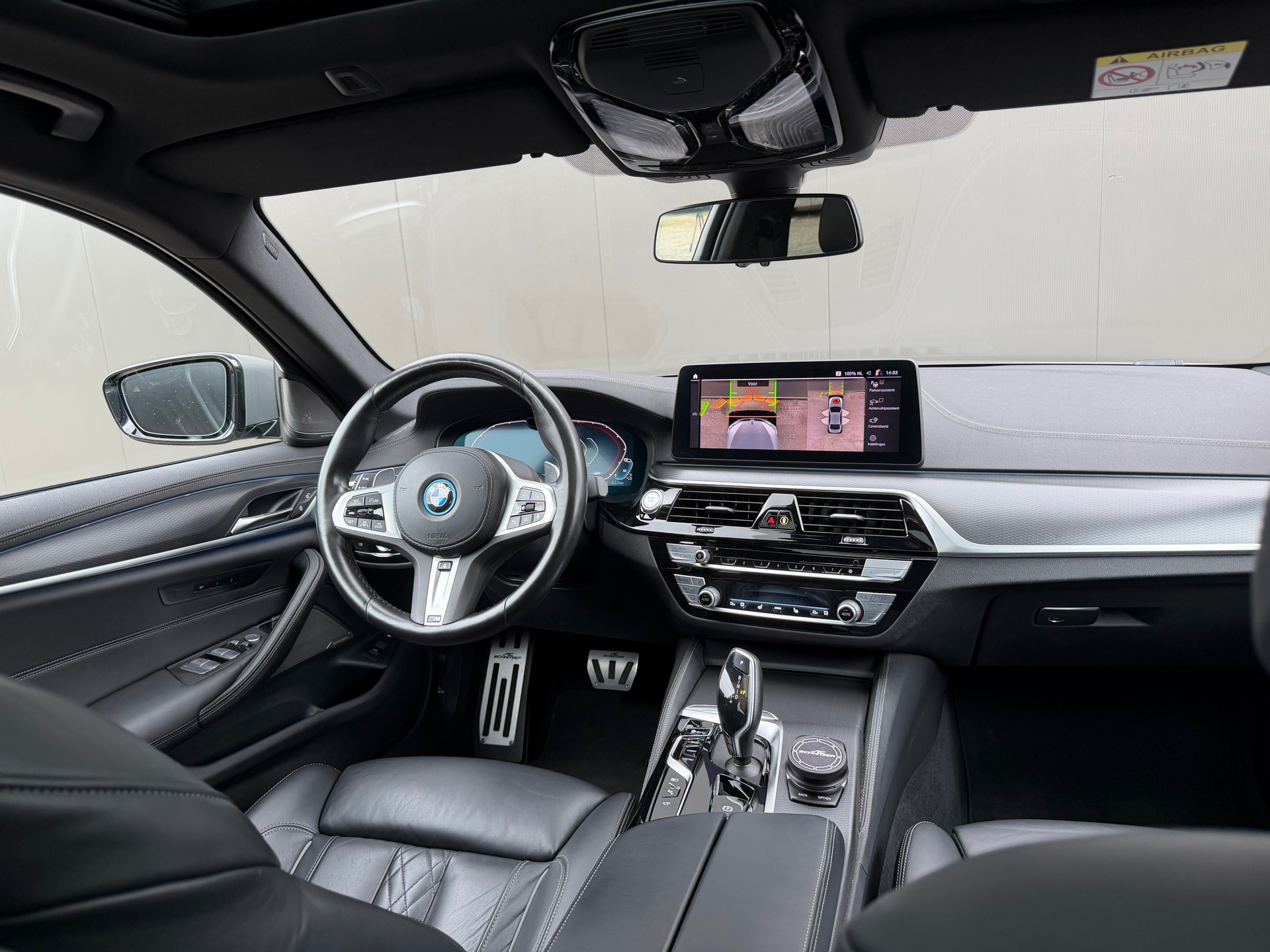Foto van BMW 545e xDrive