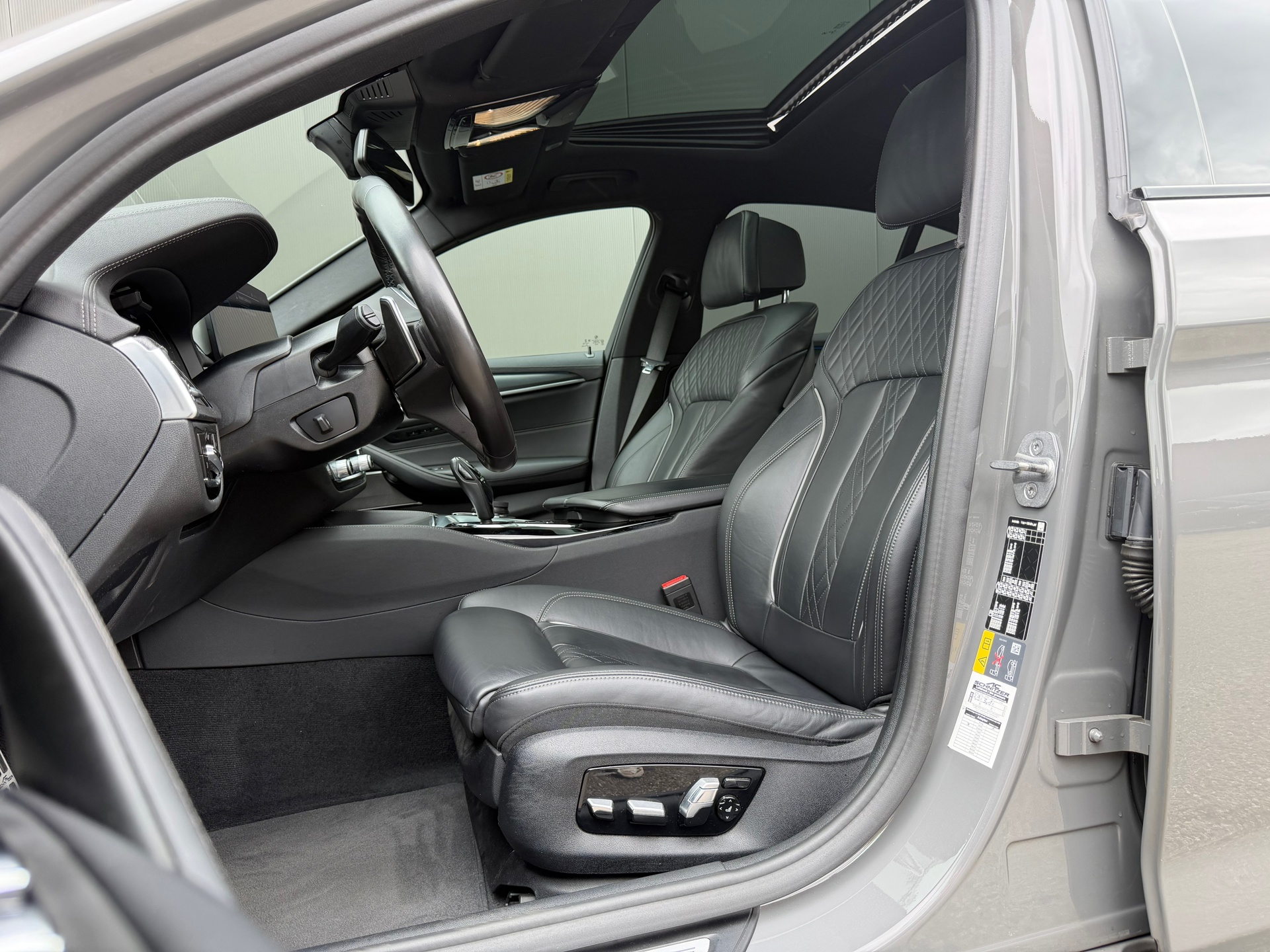 Foto van BMW 545e xDrive