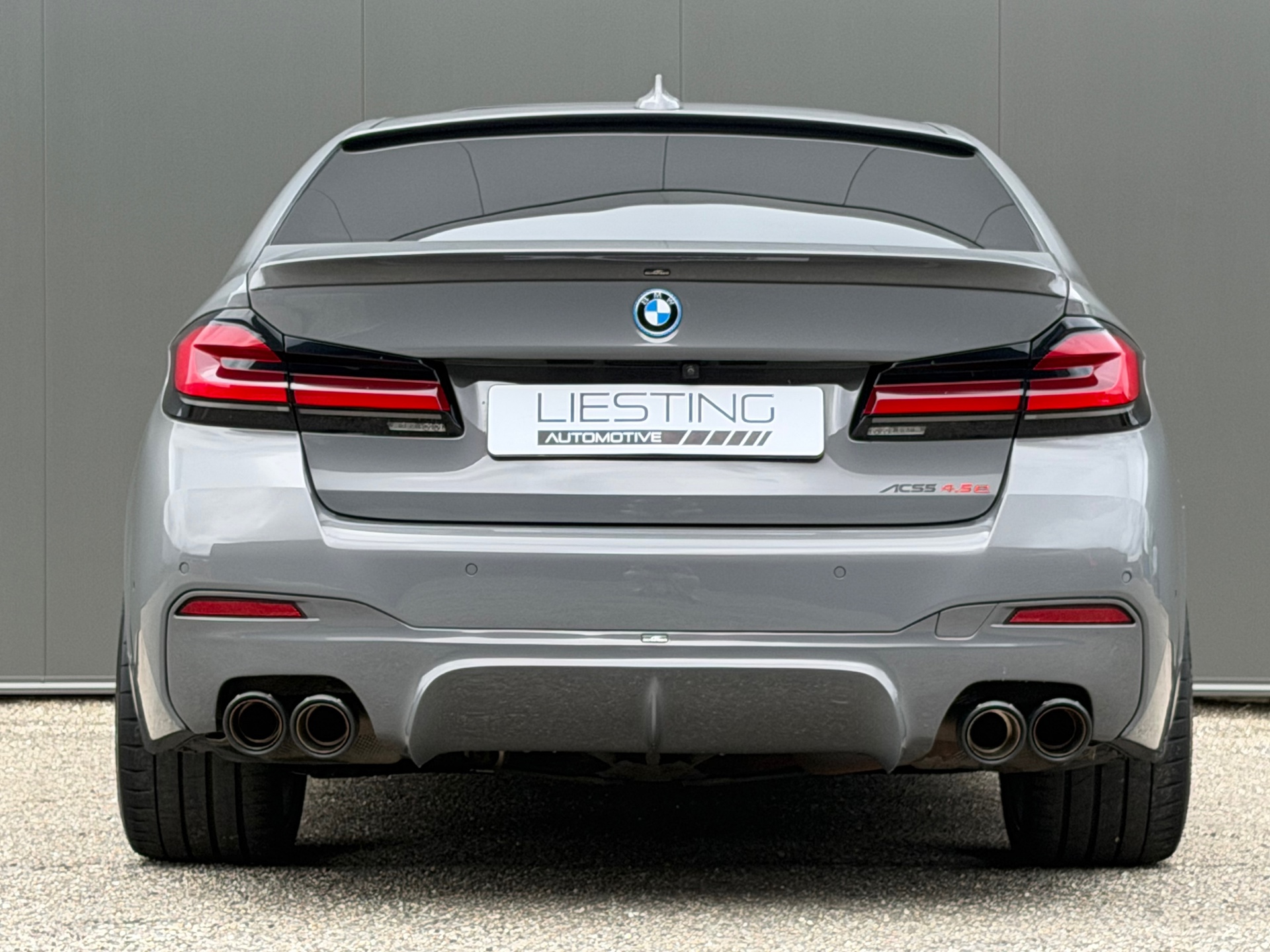 Foto van BMW 545e xDrive