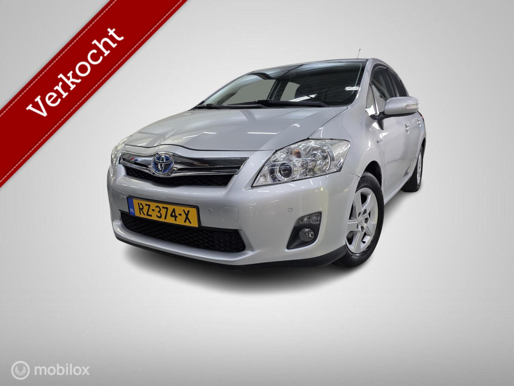 Toyota Toyota Auris 1.8 Full Hybrid Automaat/Cruise/Clima/PDC/Apk 2011 - voorkant