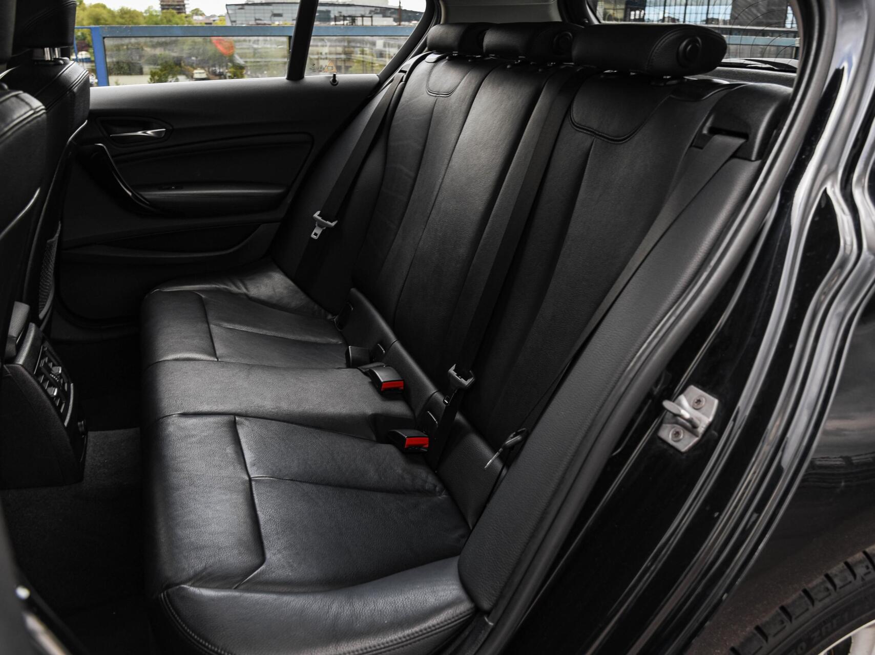 Foto van BMW 118i