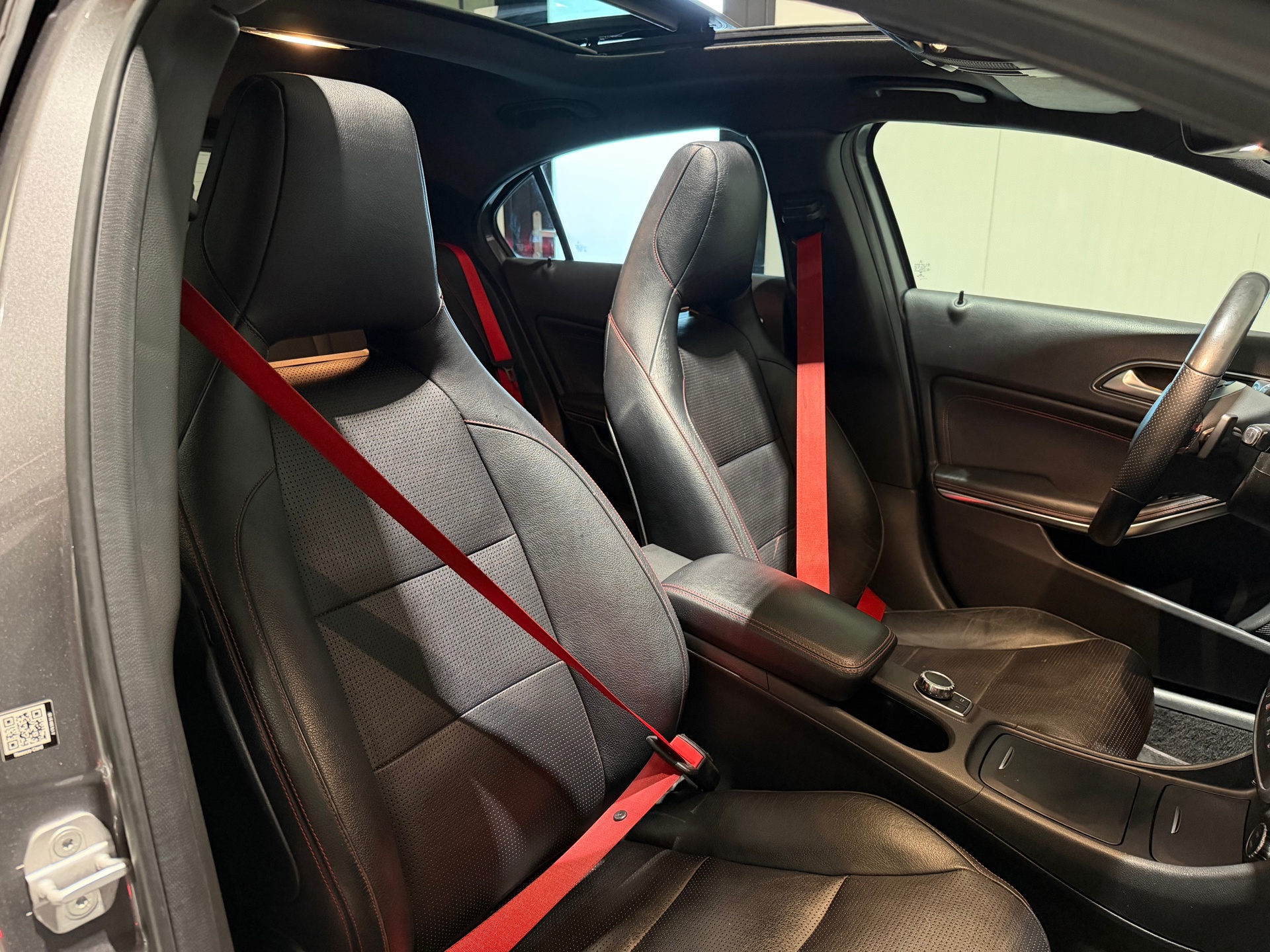 Foto van Mercedes-Benz A 250