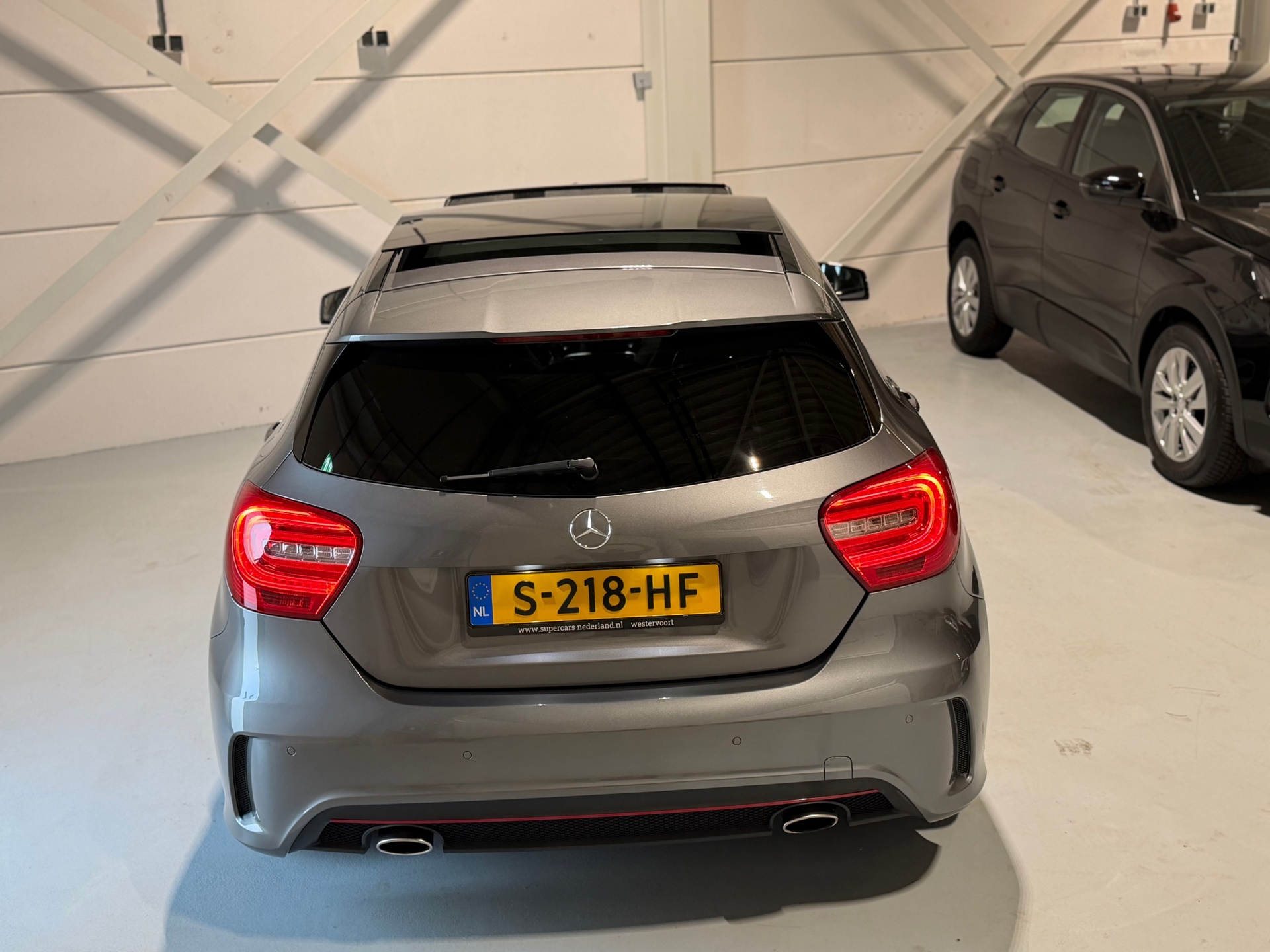 Foto van Mercedes-Benz A 250