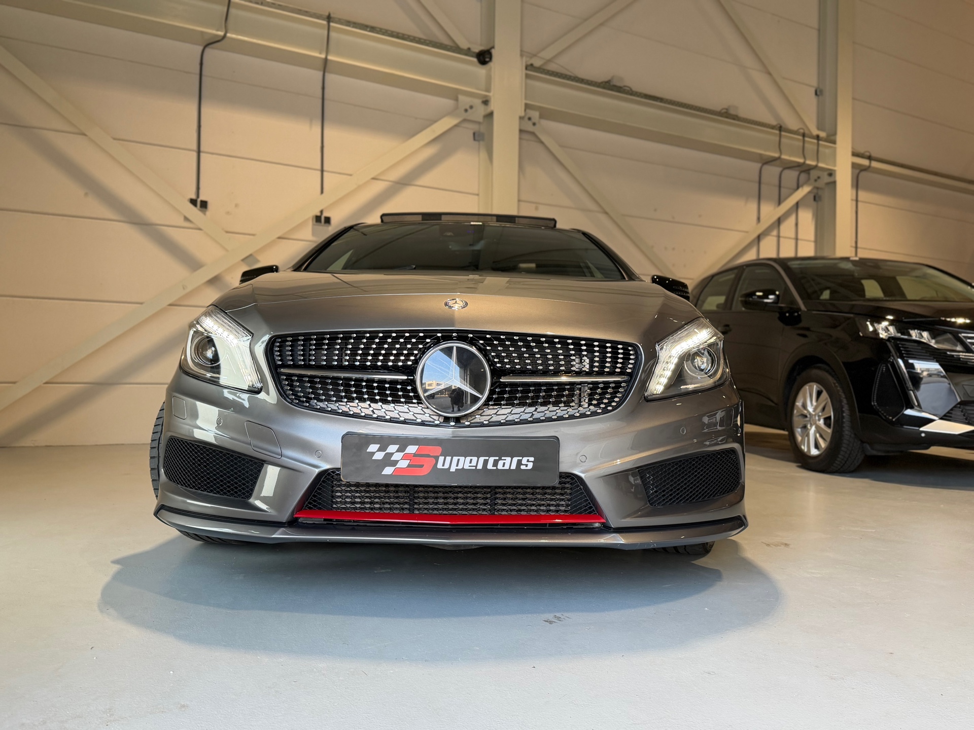 Foto van Mercedes-Benz A 250
