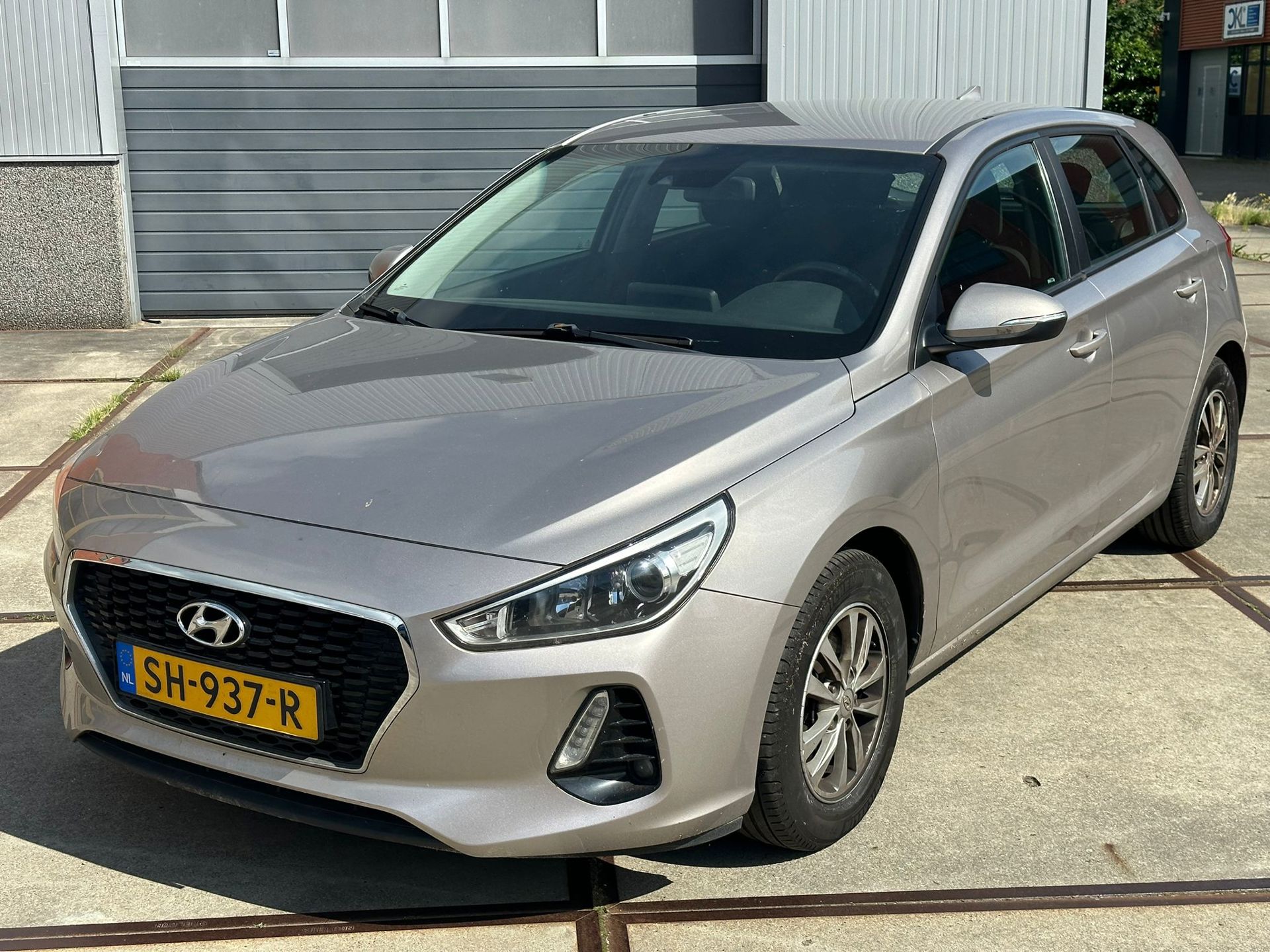 Hyundai I 30 1.6 CRDi Comfort | NAVI | CLIMA | 2018 - voorkant