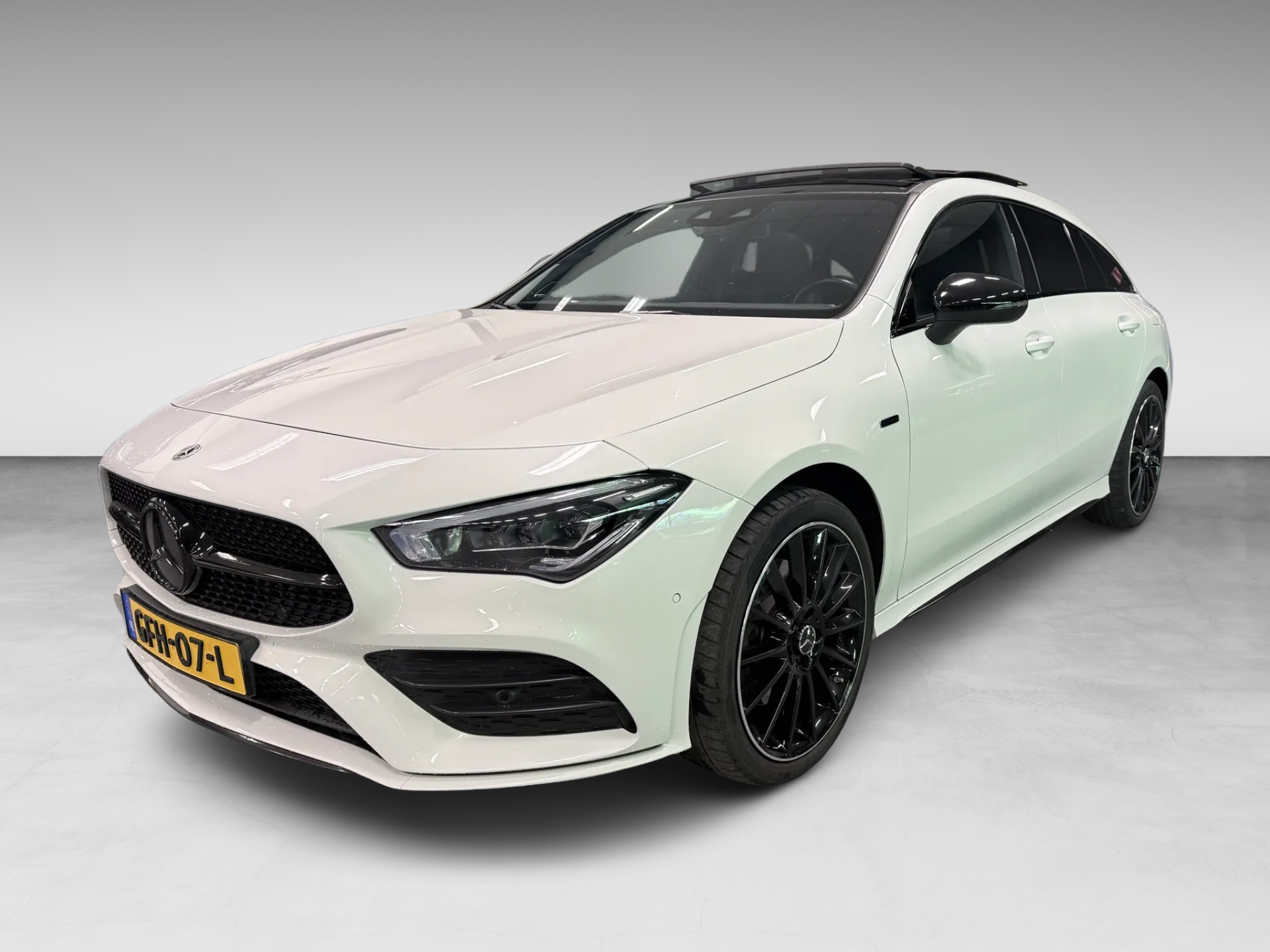Foto van Mercedes-Benz Cla 250 E
