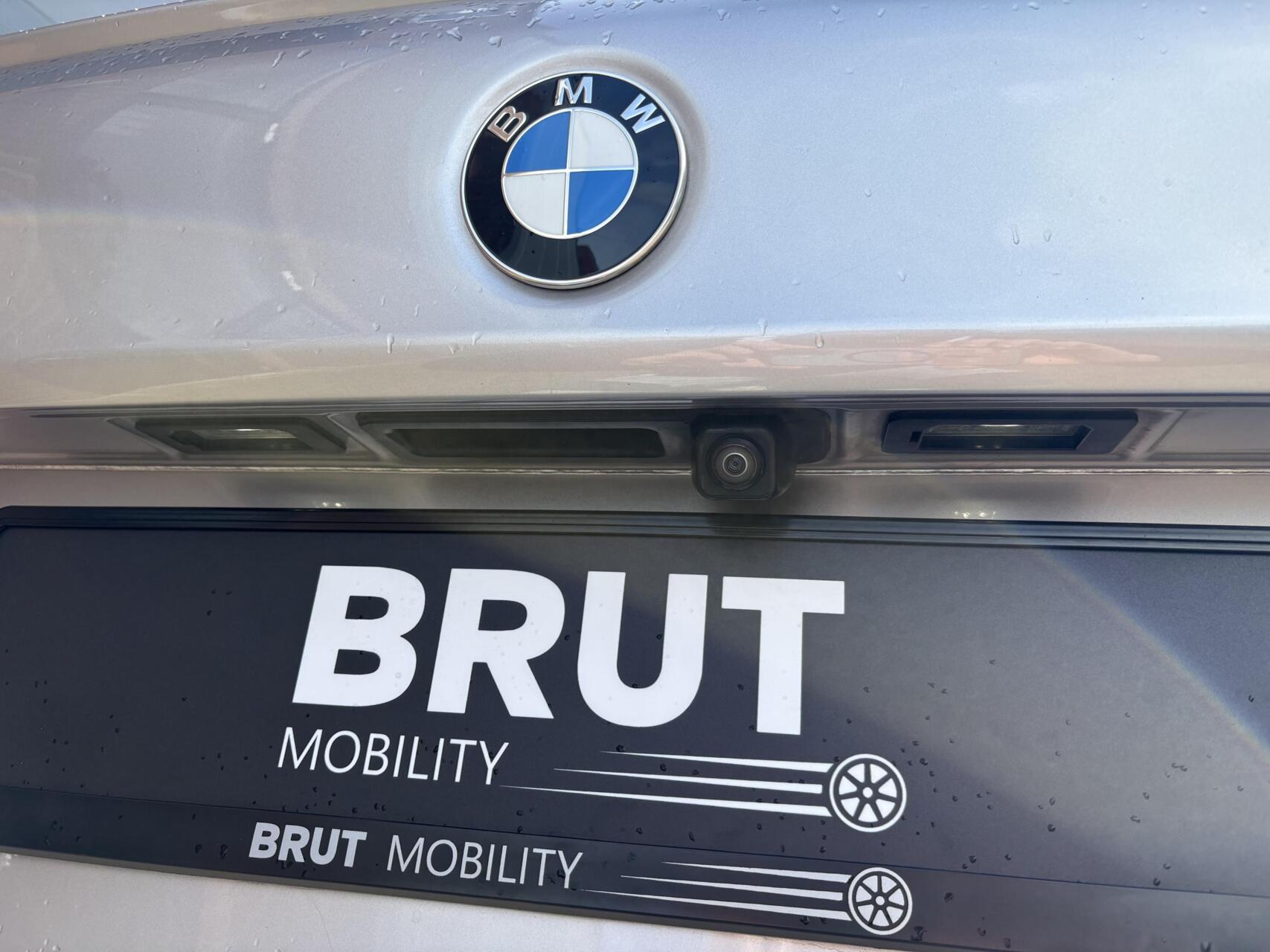 Foto van BMW 530e xDrive Iperformance