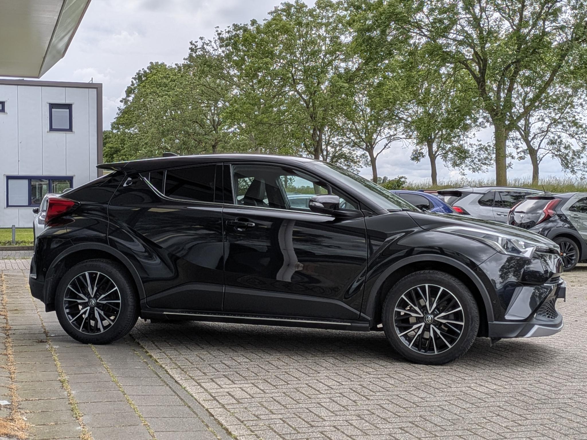 Foto van Toyota Toyota C-hr