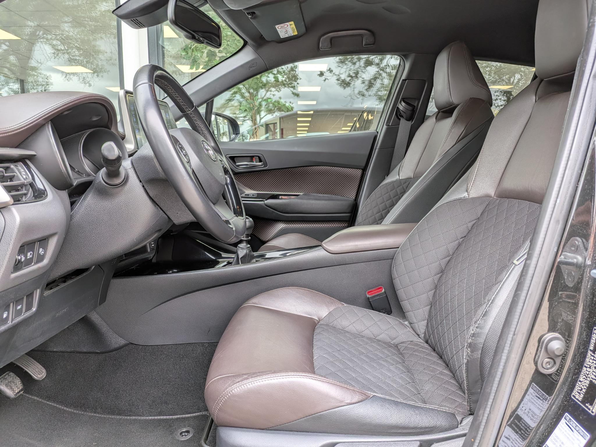 Foto van Toyota Toyota C-hr