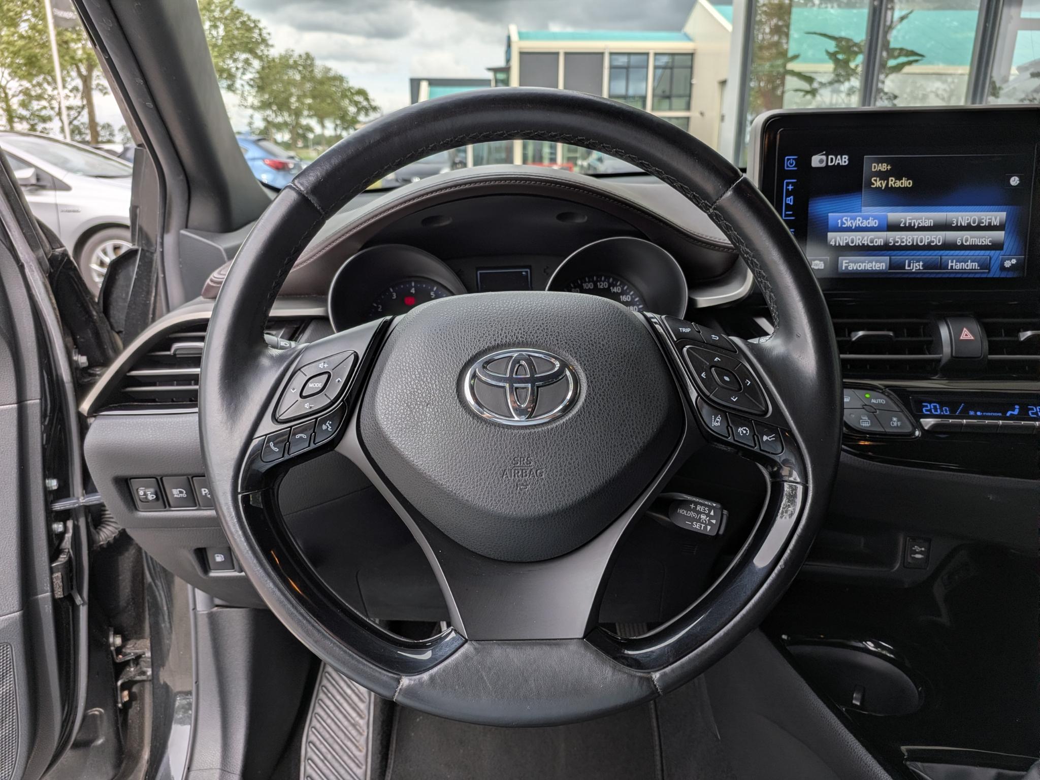 Foto van Toyota Toyota C-hr