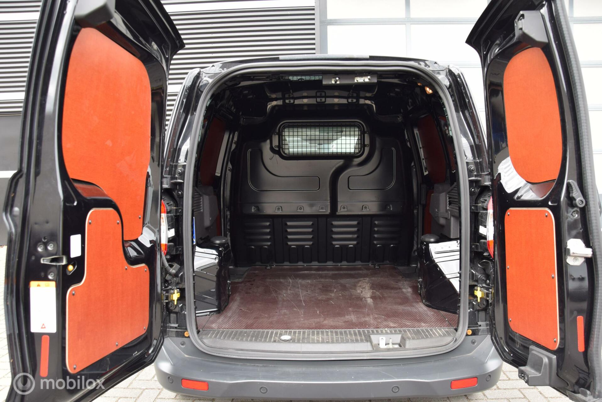 Foto van Ford Transit Courier