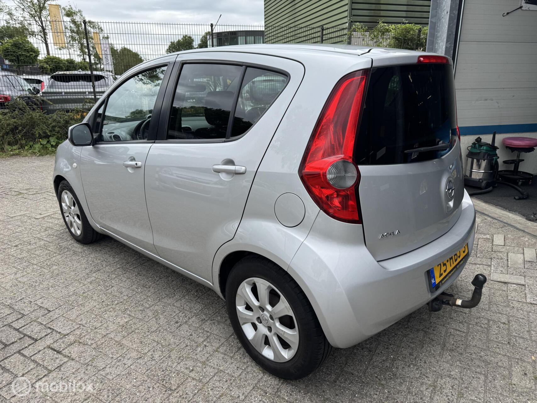 Foto van Opel Agila