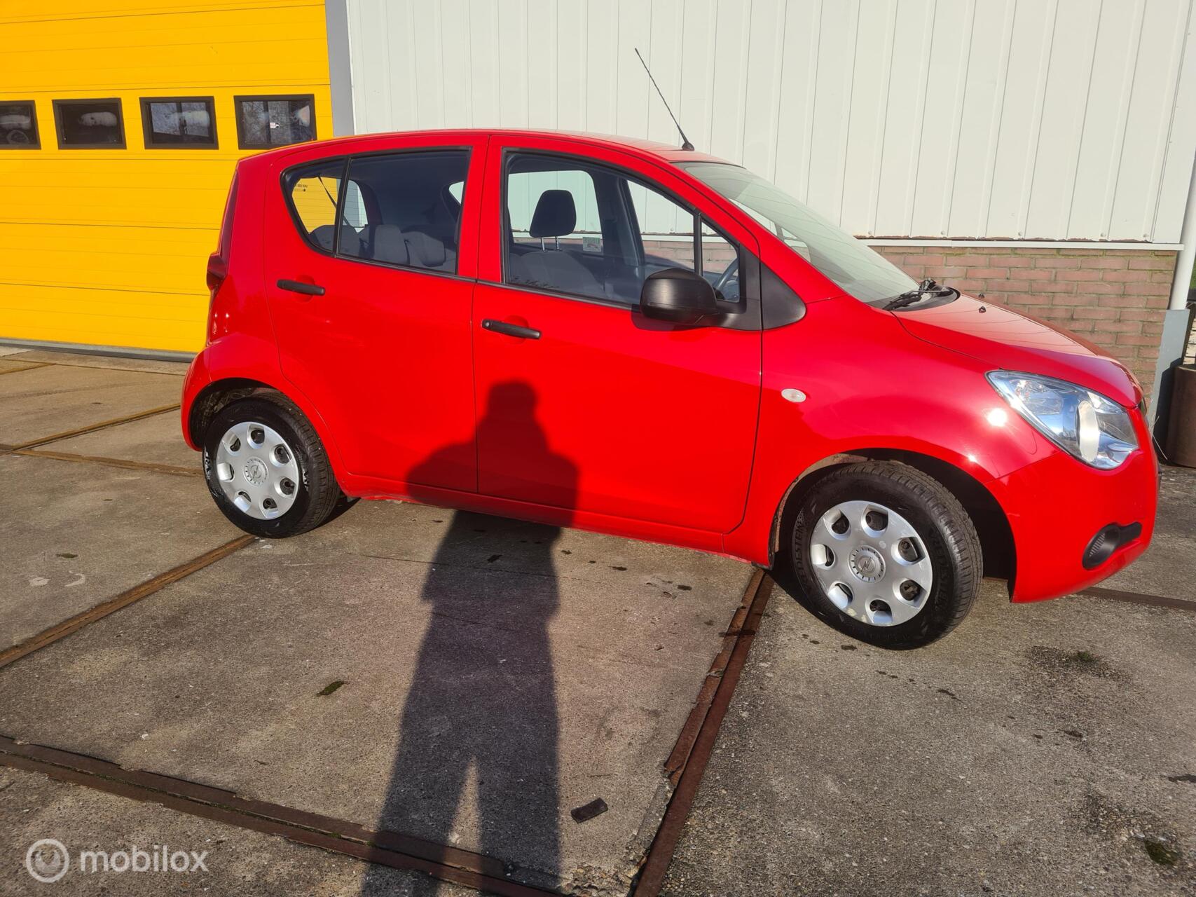 Foto van Opel Agila