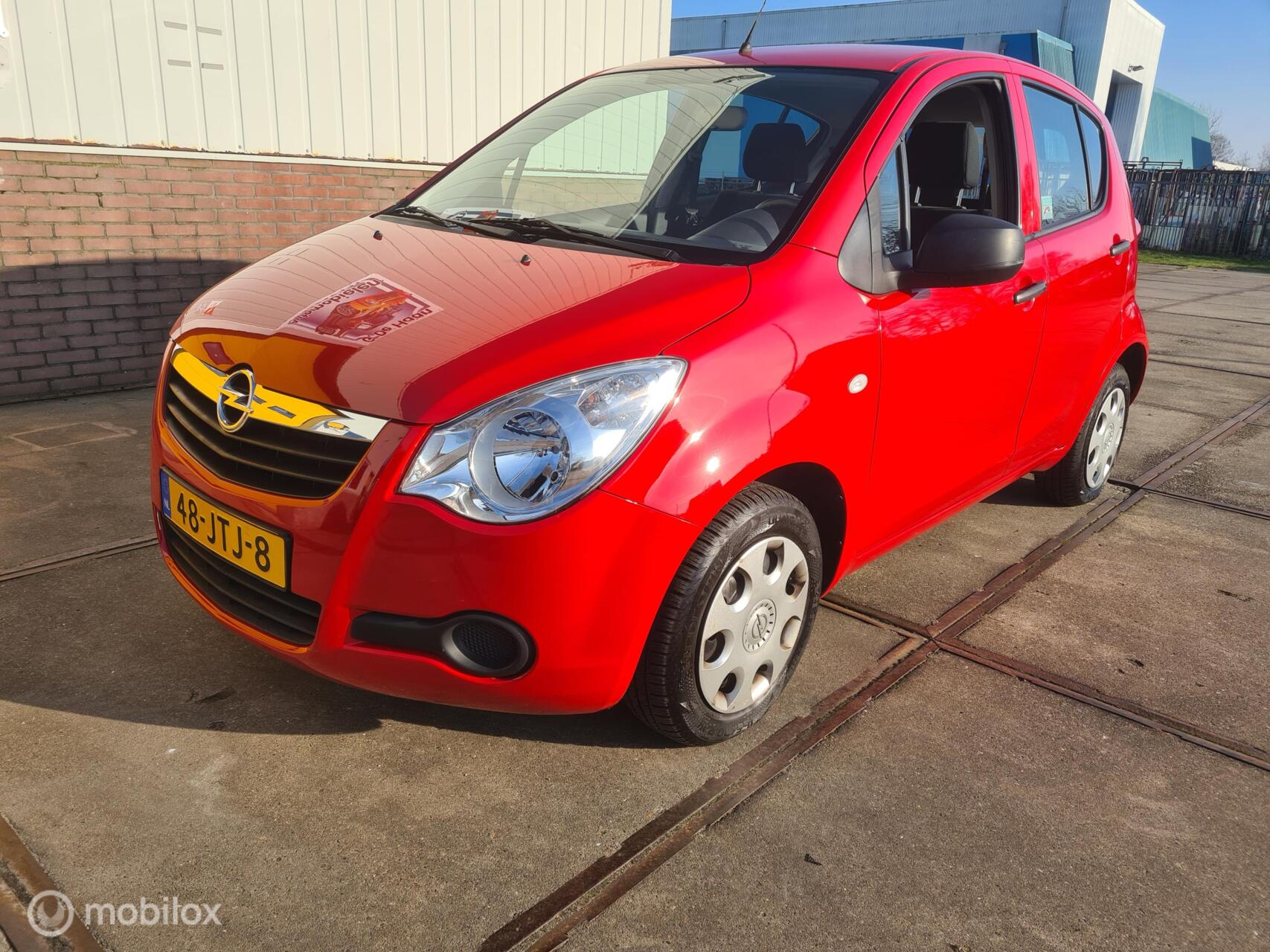 Foto van Opel Agila