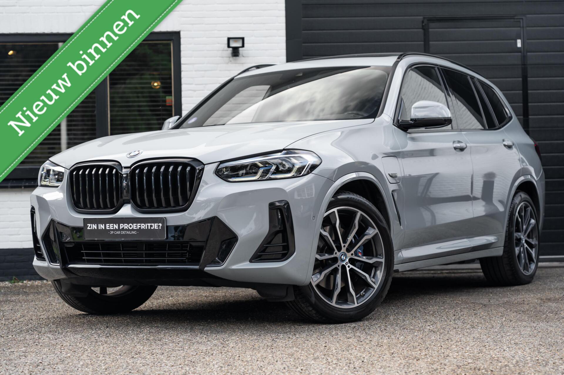 Foto van BMW X3 xDrive30e