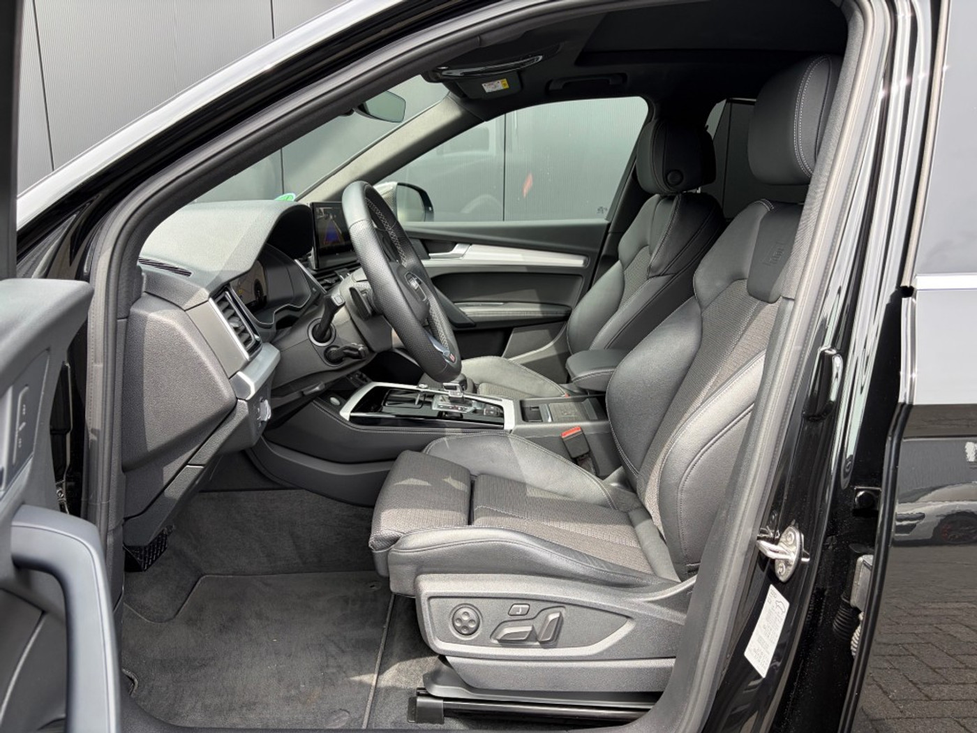 Foto van Audi Q5 Sportback 55 TFSI E
