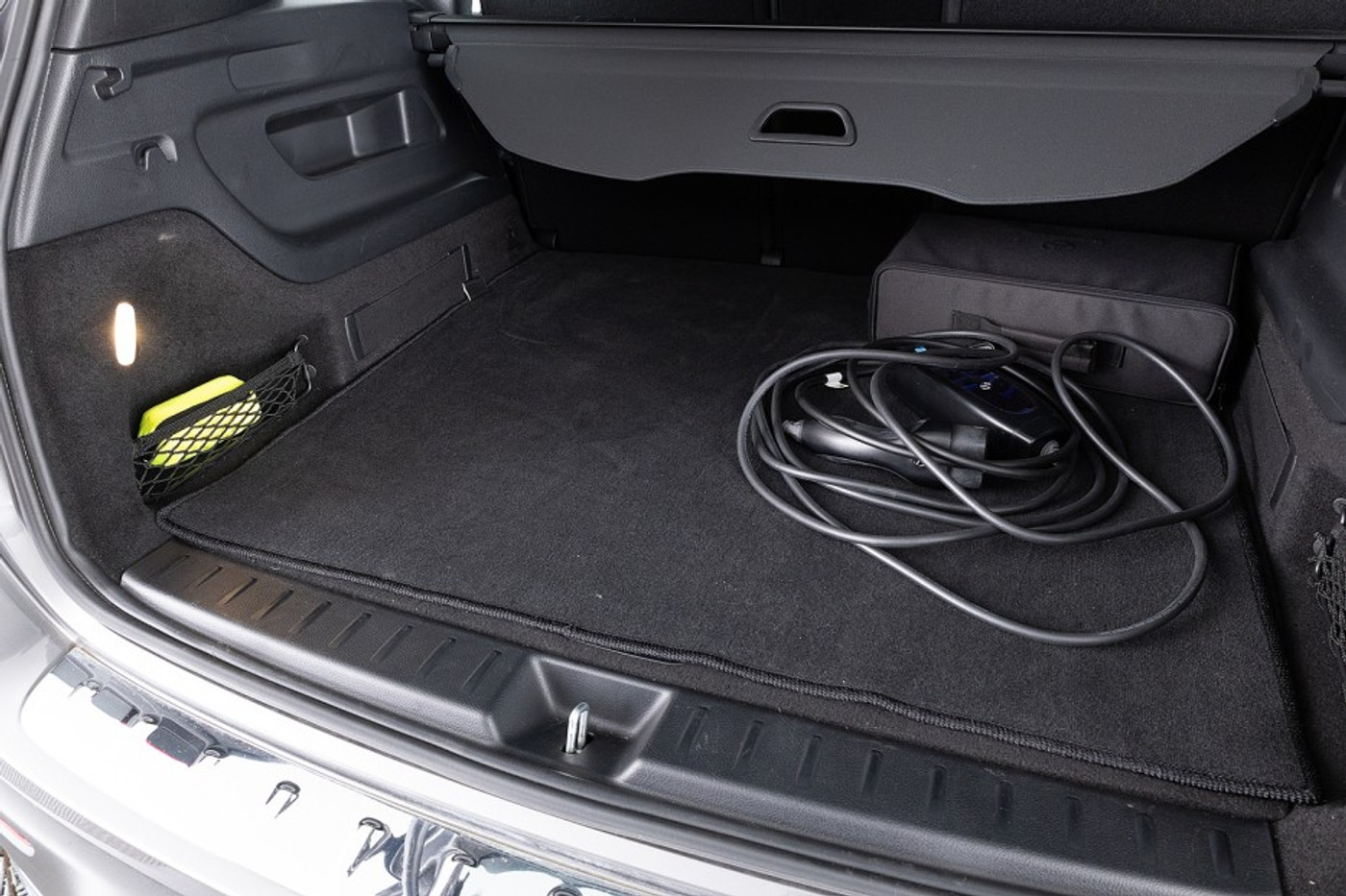 Foto van Mercedes-Benz Eqb 300 4Matic
