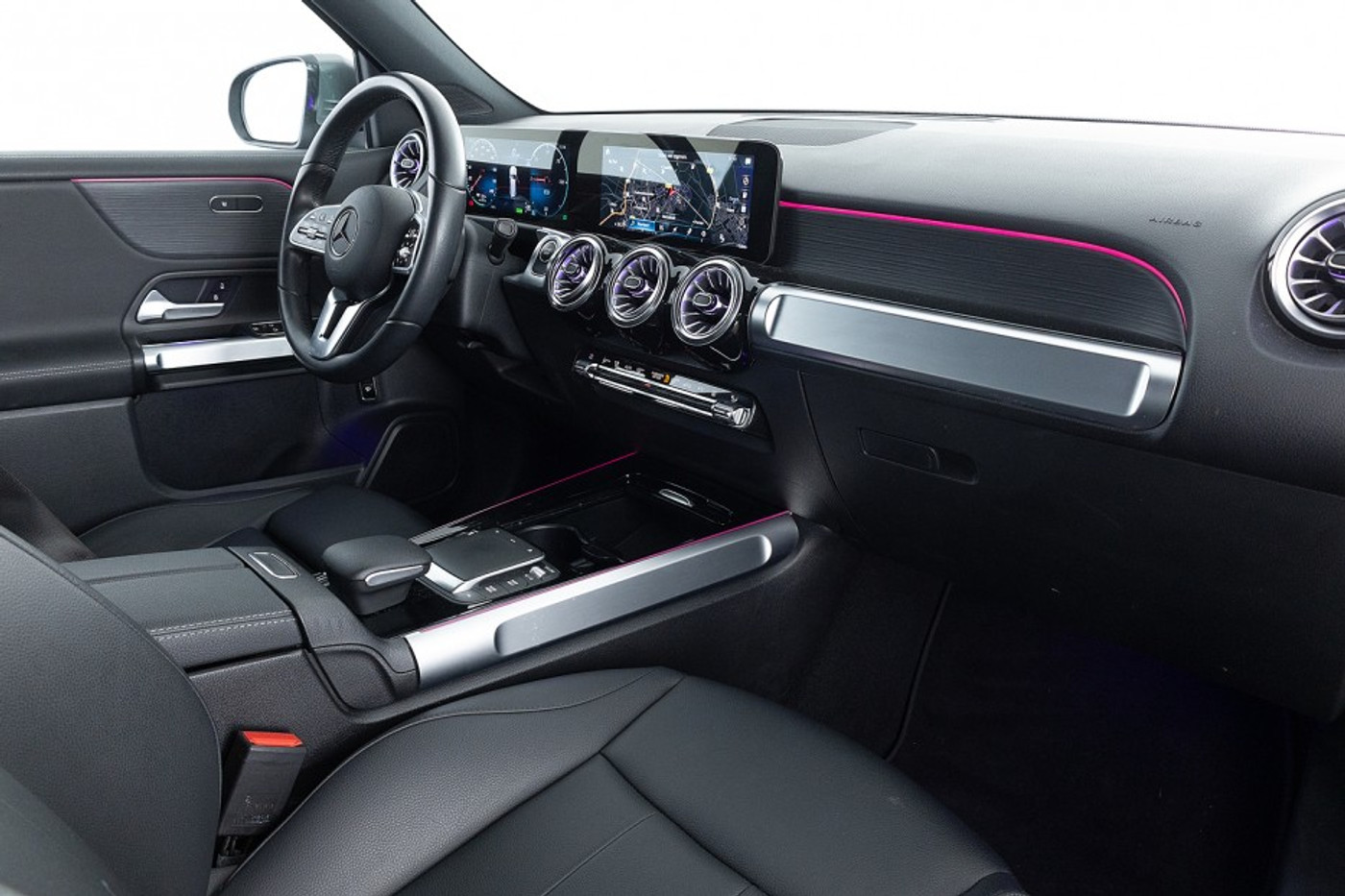 Foto van Mercedes-Benz Eqb 300 4Matic