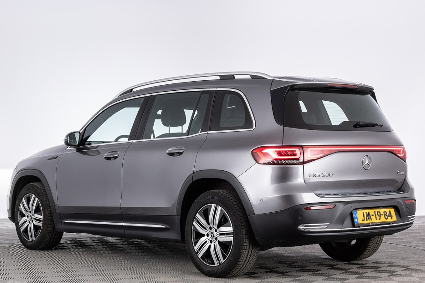 Foto van Mercedes-Benz Eqb 300 4Matic