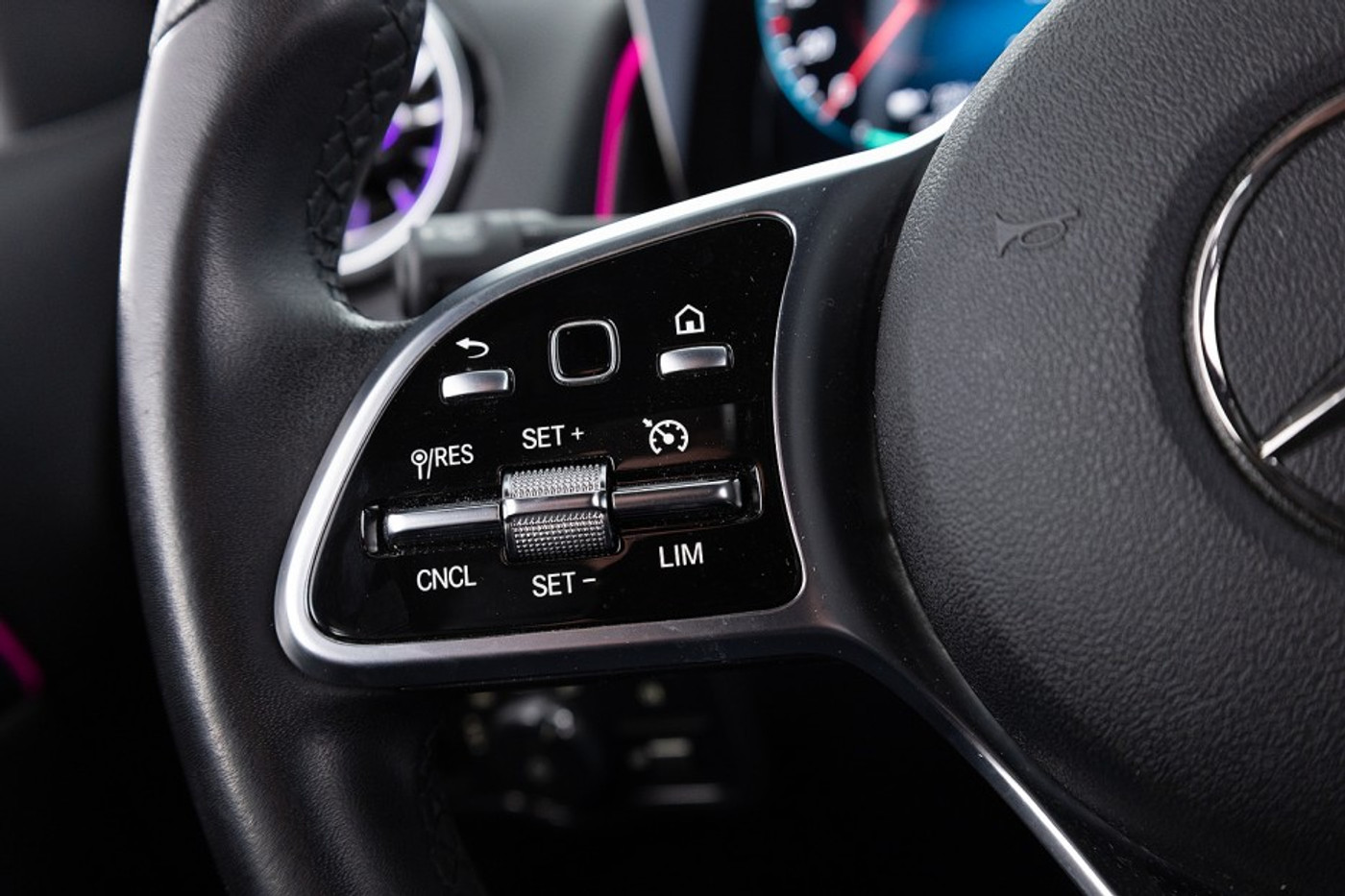 Foto van Mercedes-Benz Eqb 300 4Matic