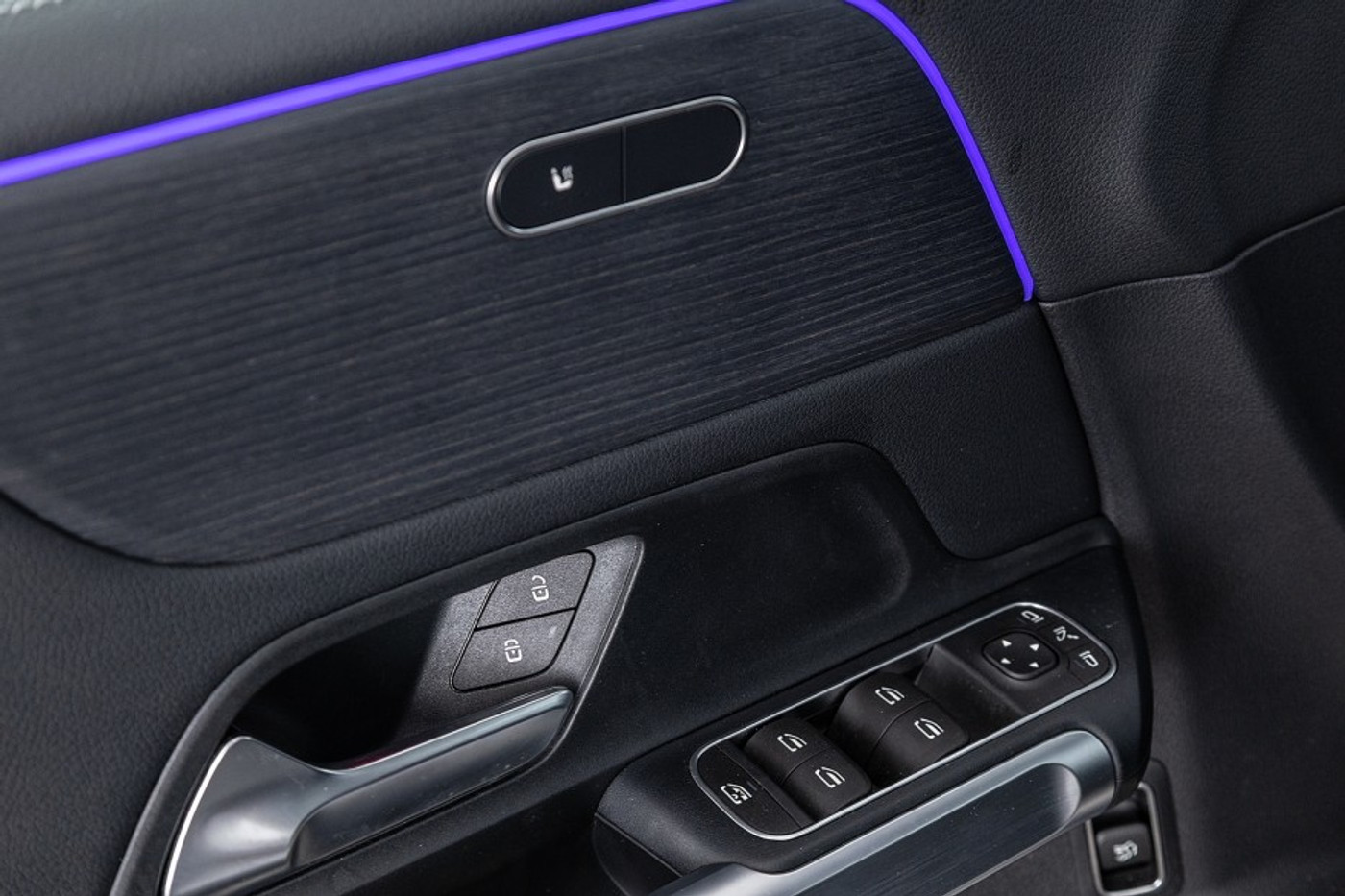 Foto van Mercedes-Benz Eqb 300 4Matic