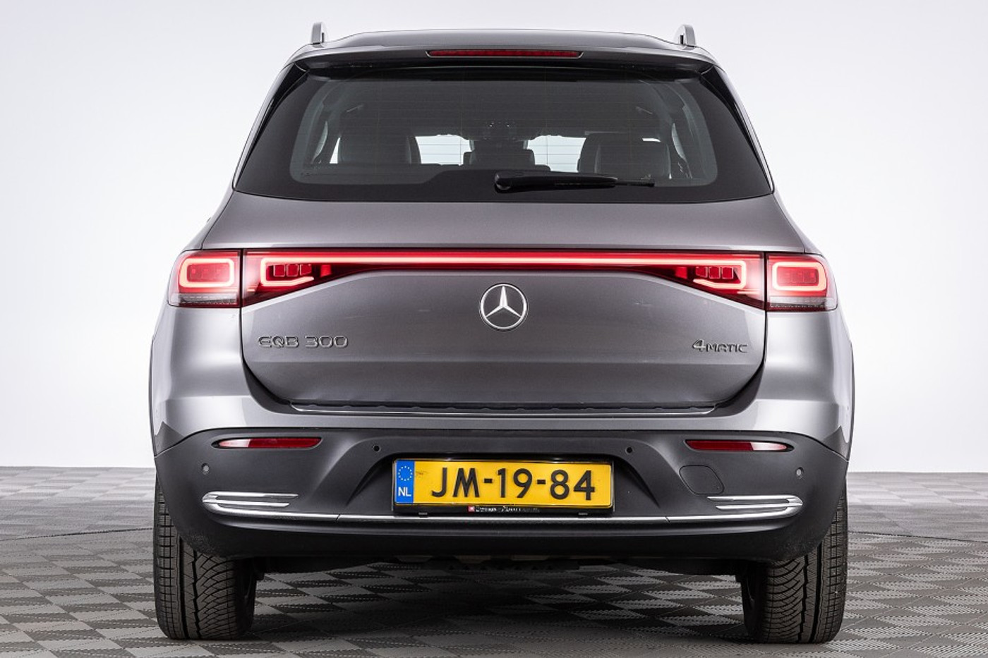 Foto van Mercedes-Benz Eqb 300 4Matic