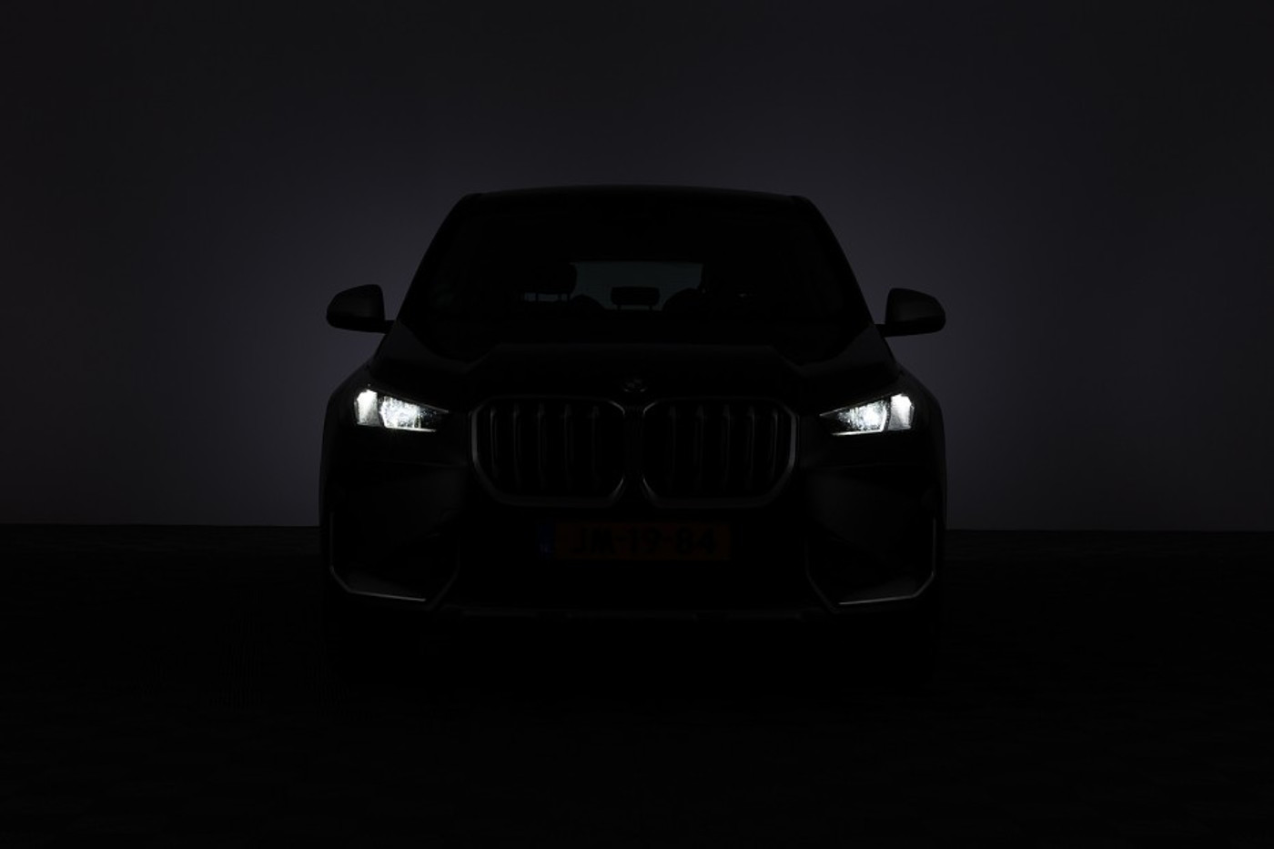 Foto van BMW Ix1
