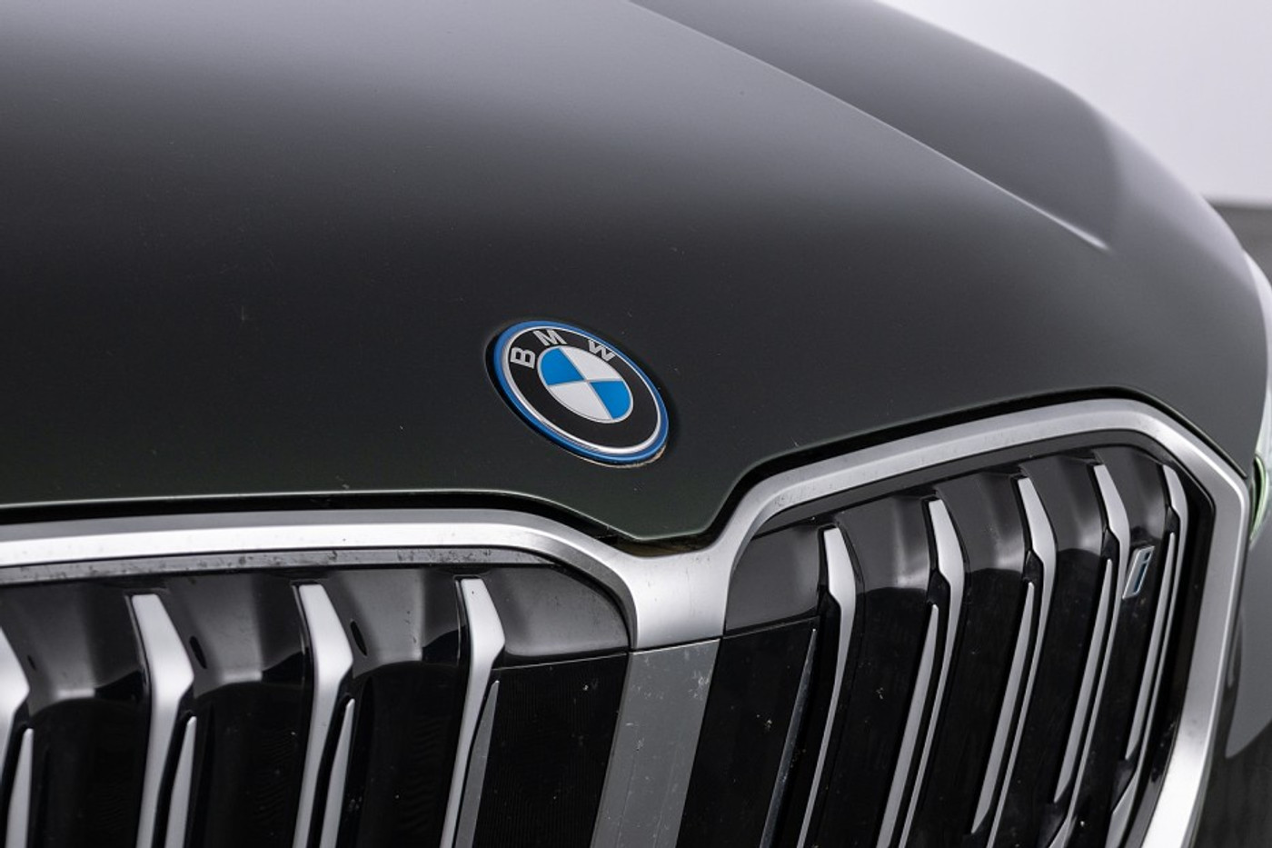 Foto van BMW Ix1