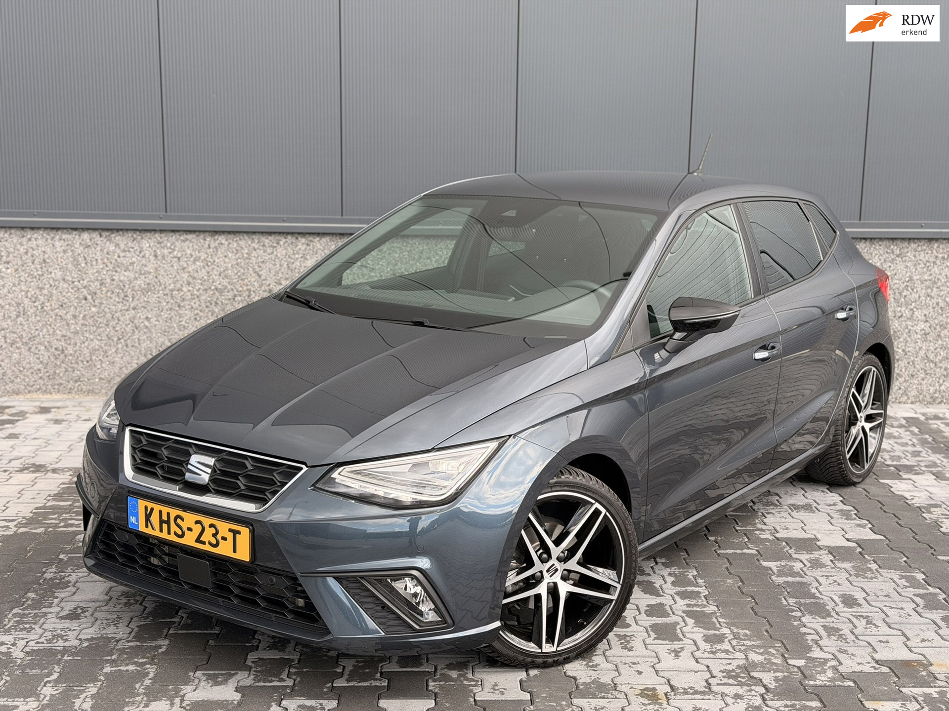 Seat Ibiza 1.0 EcoTSI FR Plus DSG 18'' LED Beats Virtual Navi 2022 - voorkant
