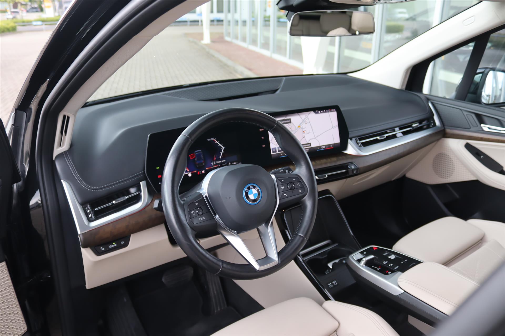 Foto van BMW 225e xDrive Active Tourer