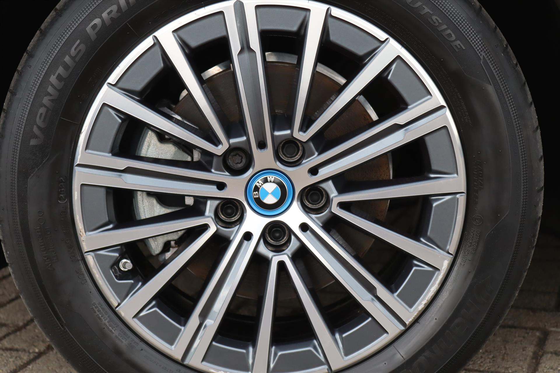 Foto van BMW 225e xDrive Active Tourer