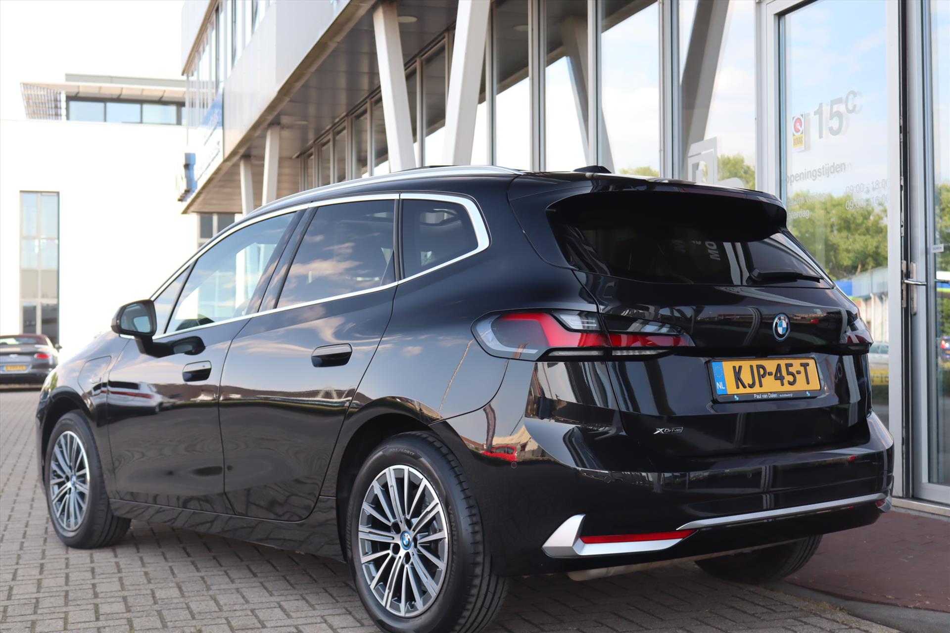 Foto van BMW 225e xDrive Active Tourer