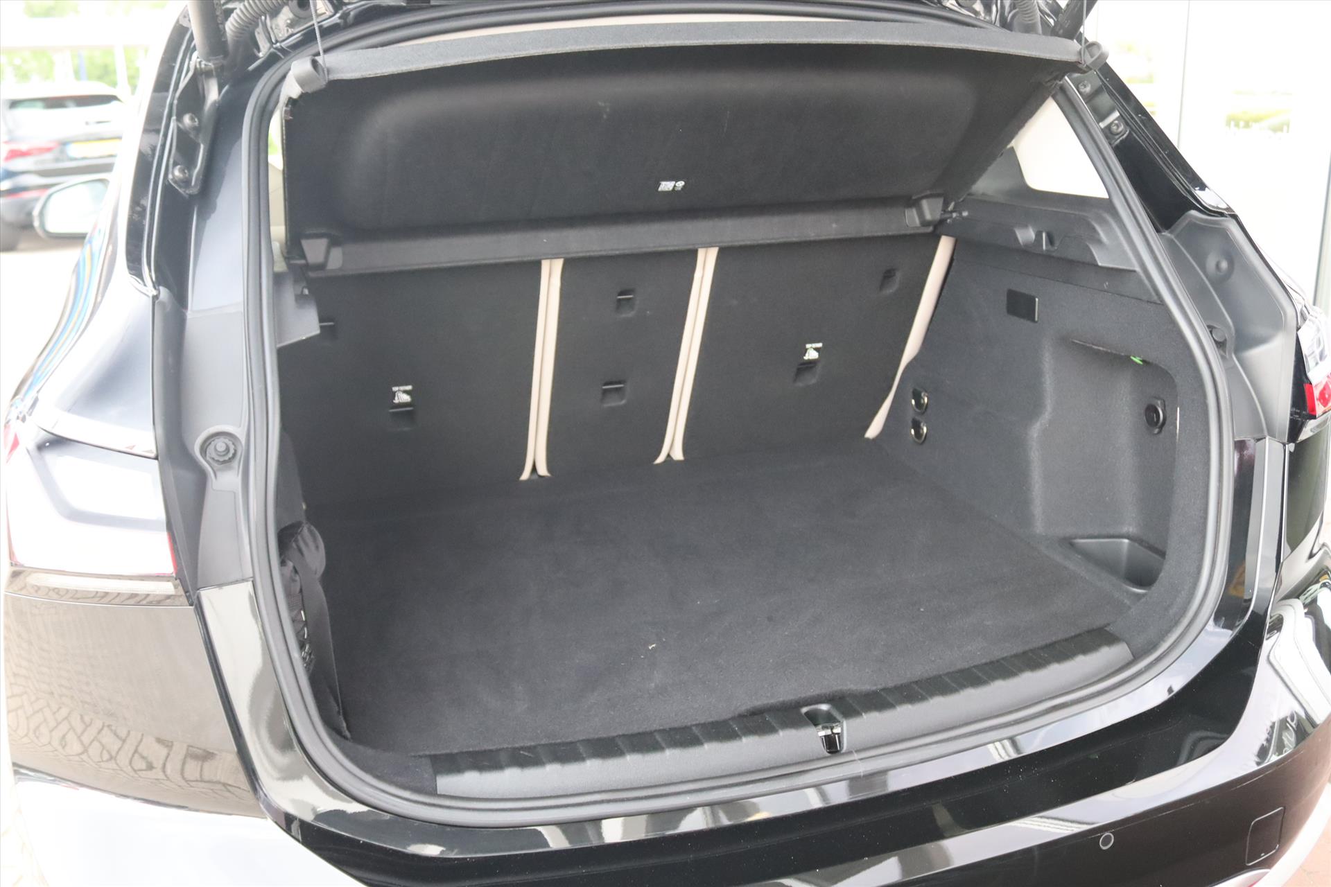 Foto van BMW 225e xDrive Active Tourer