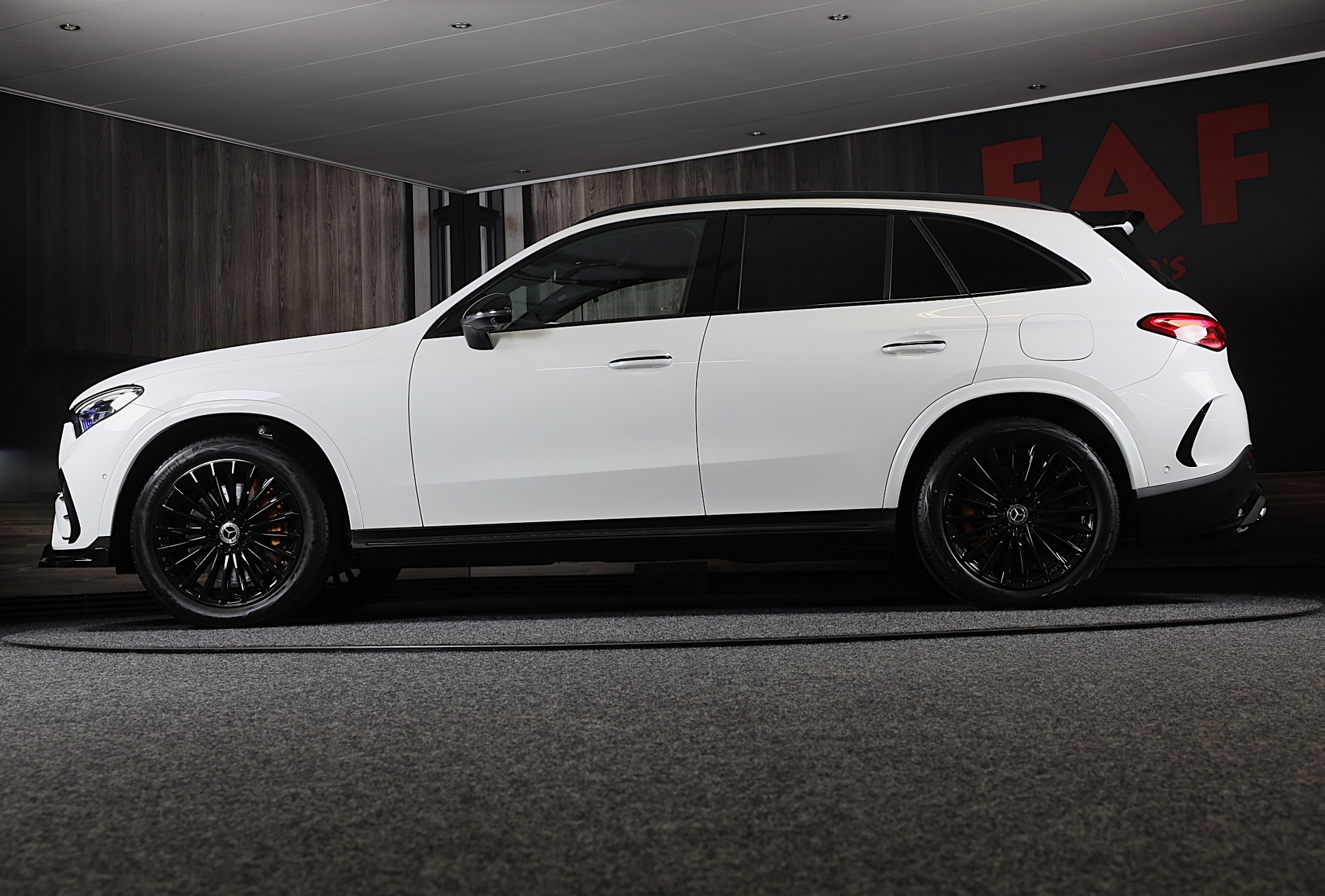 Foto van Mercedes-Benz GLC 400 E 4Matic
