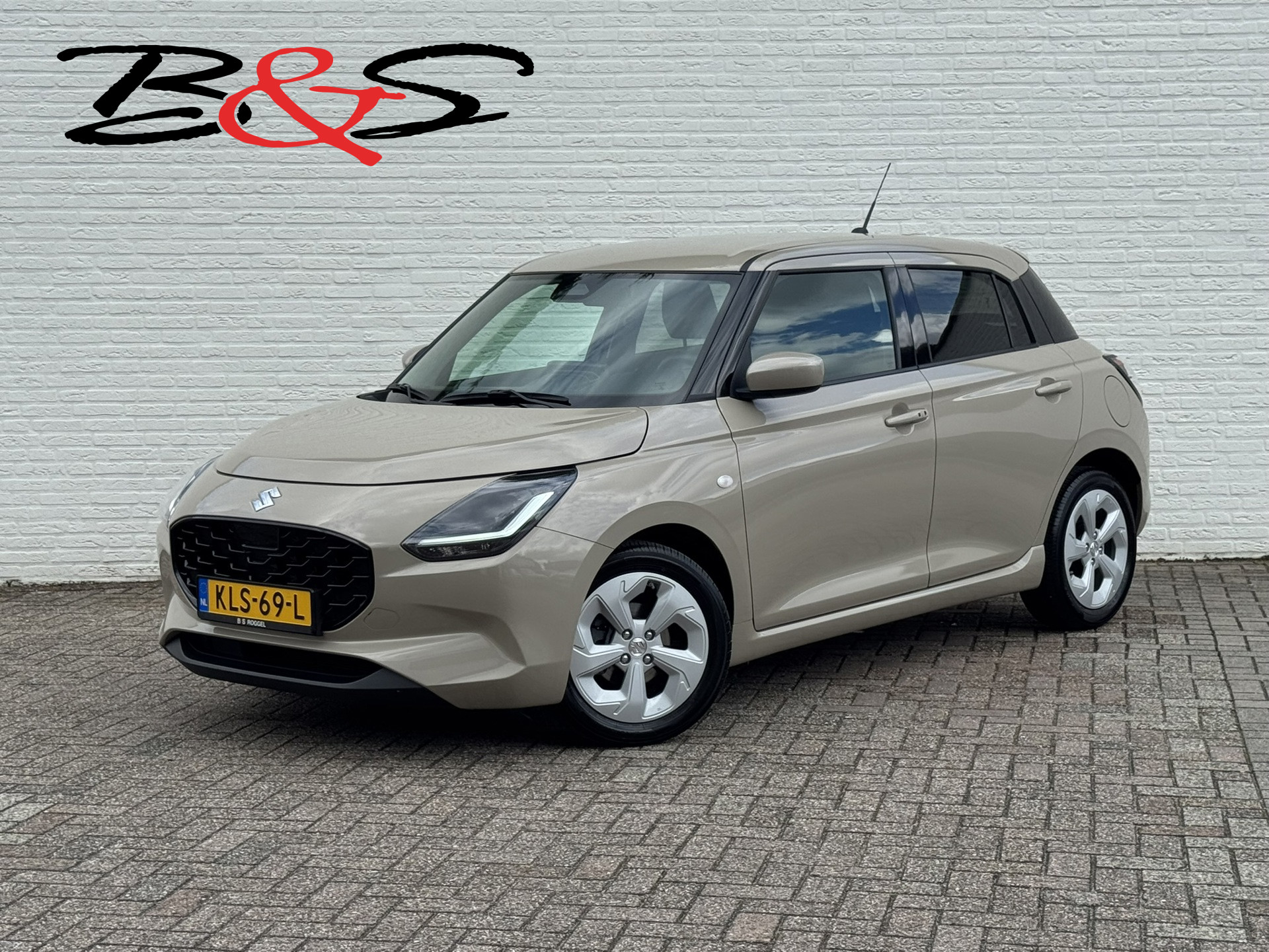 Foto van Suzuki SWIFT