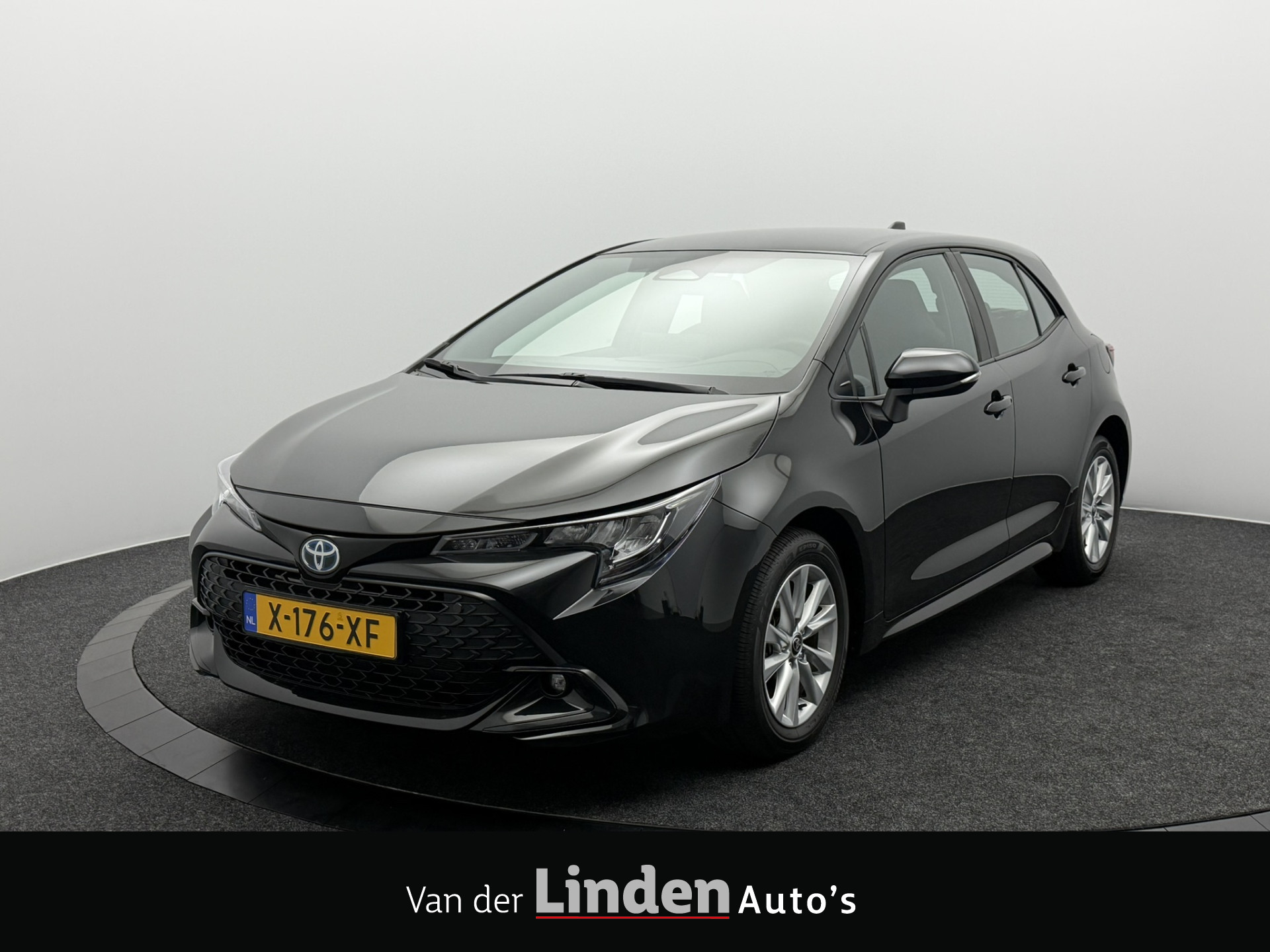 Toyota Corolla Hybrid 140 Active | 11000 KM | Adaptieve Cruise Control | Camera | DAB | Carplay&Android 2024 - voorkant