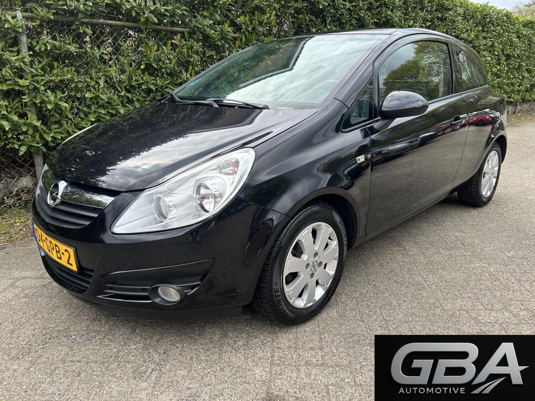 Opel Corsa 1.2-16V Business Nette Auto NIEUWE APK! 2008 - voorkant