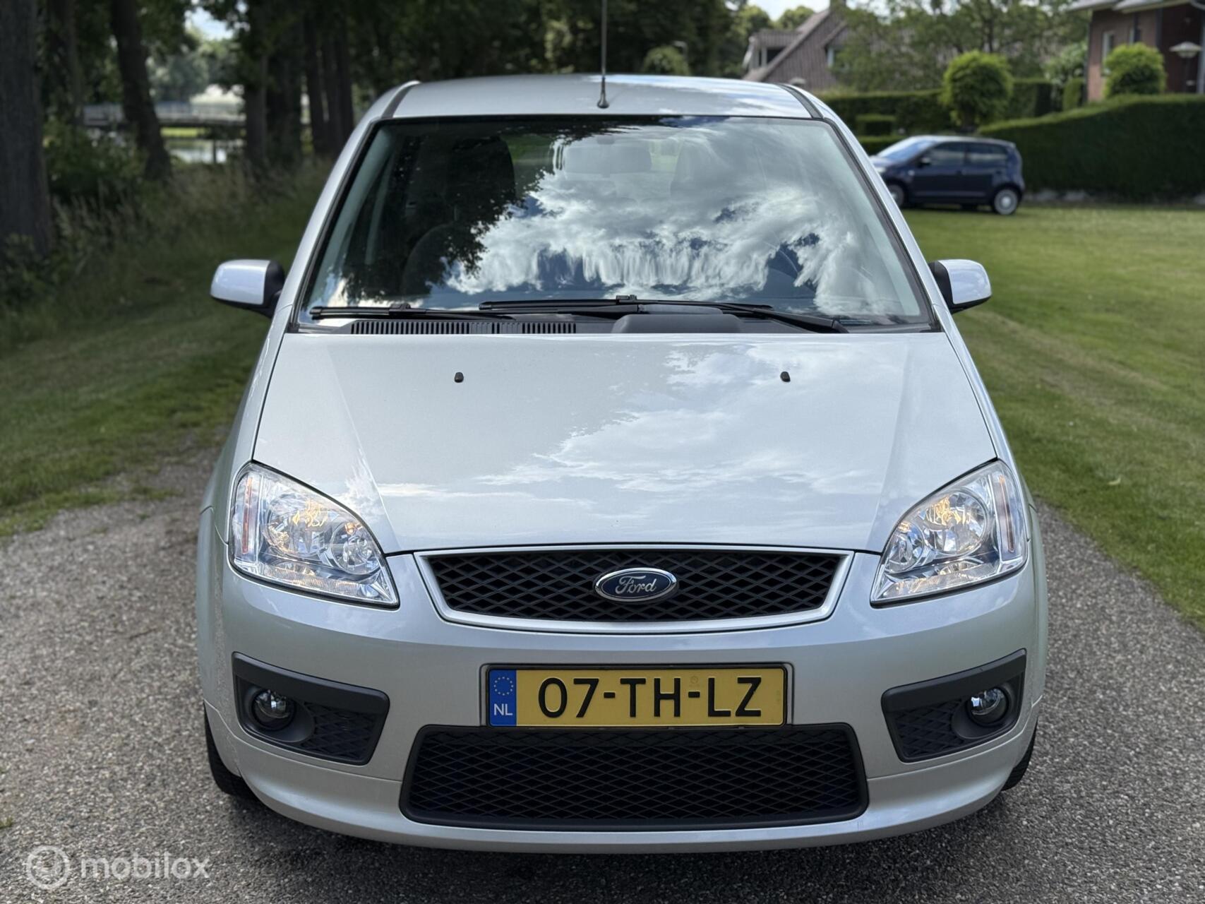 Foto van Ford Focus C-max
