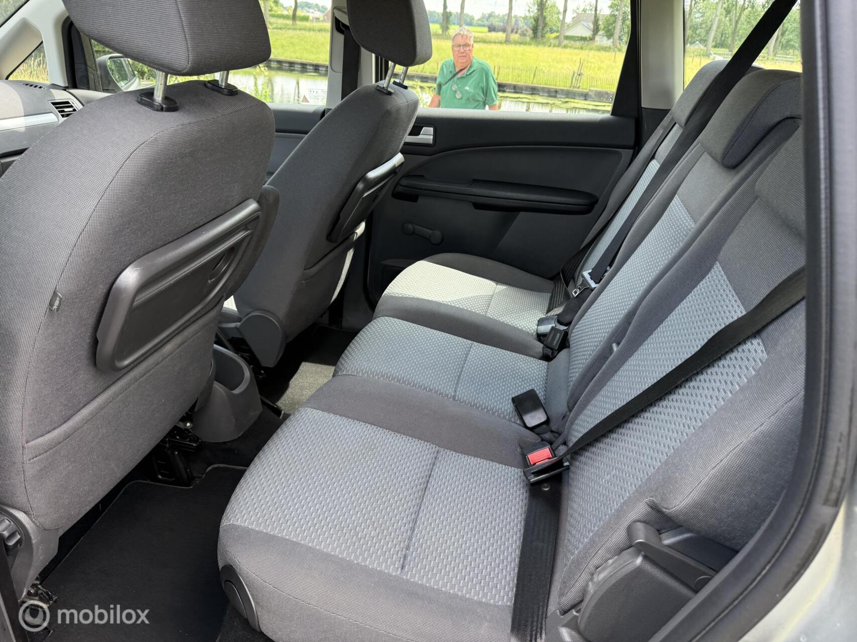Foto van Ford Focus C-max