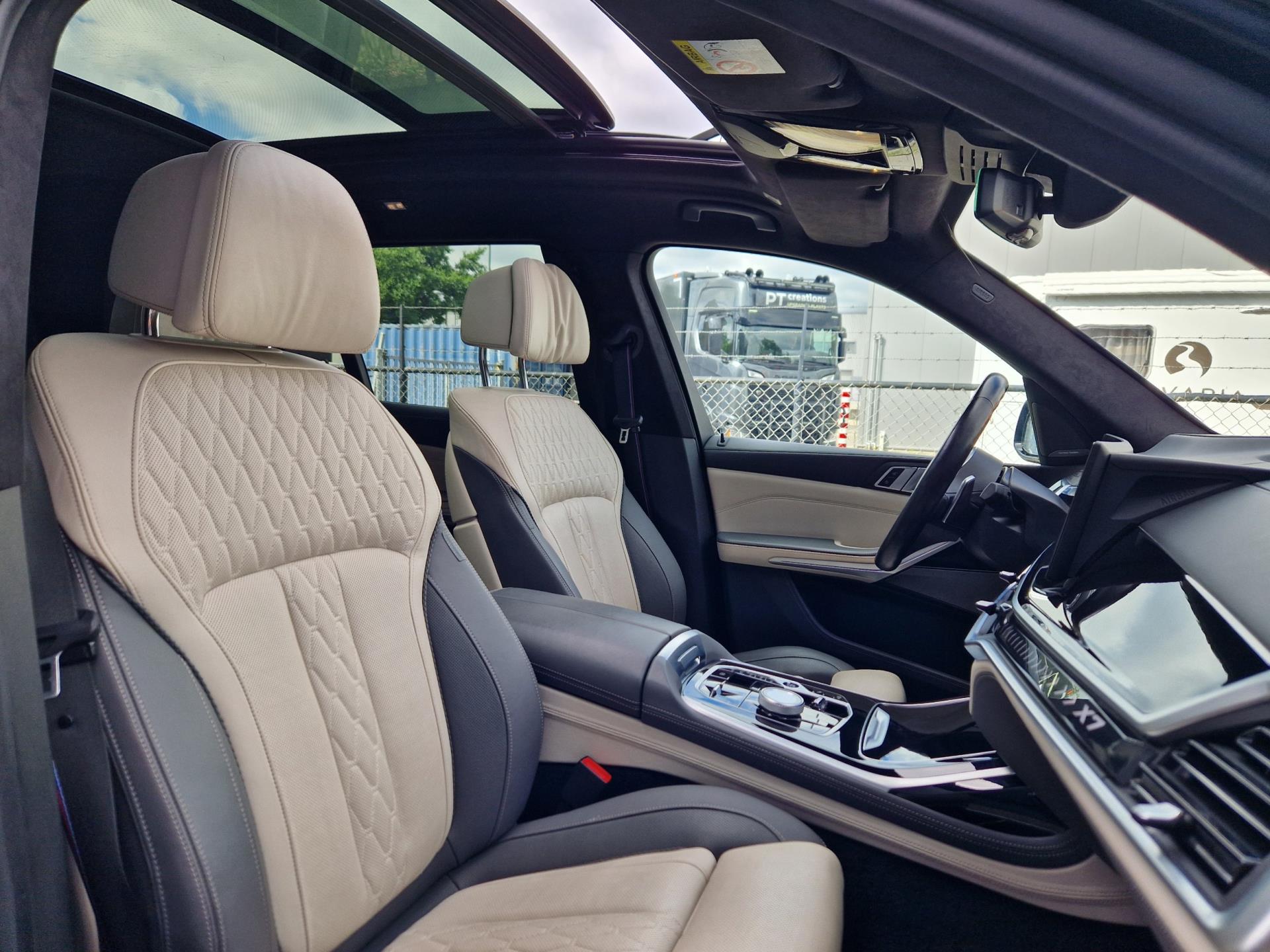 Foto van BMW X7