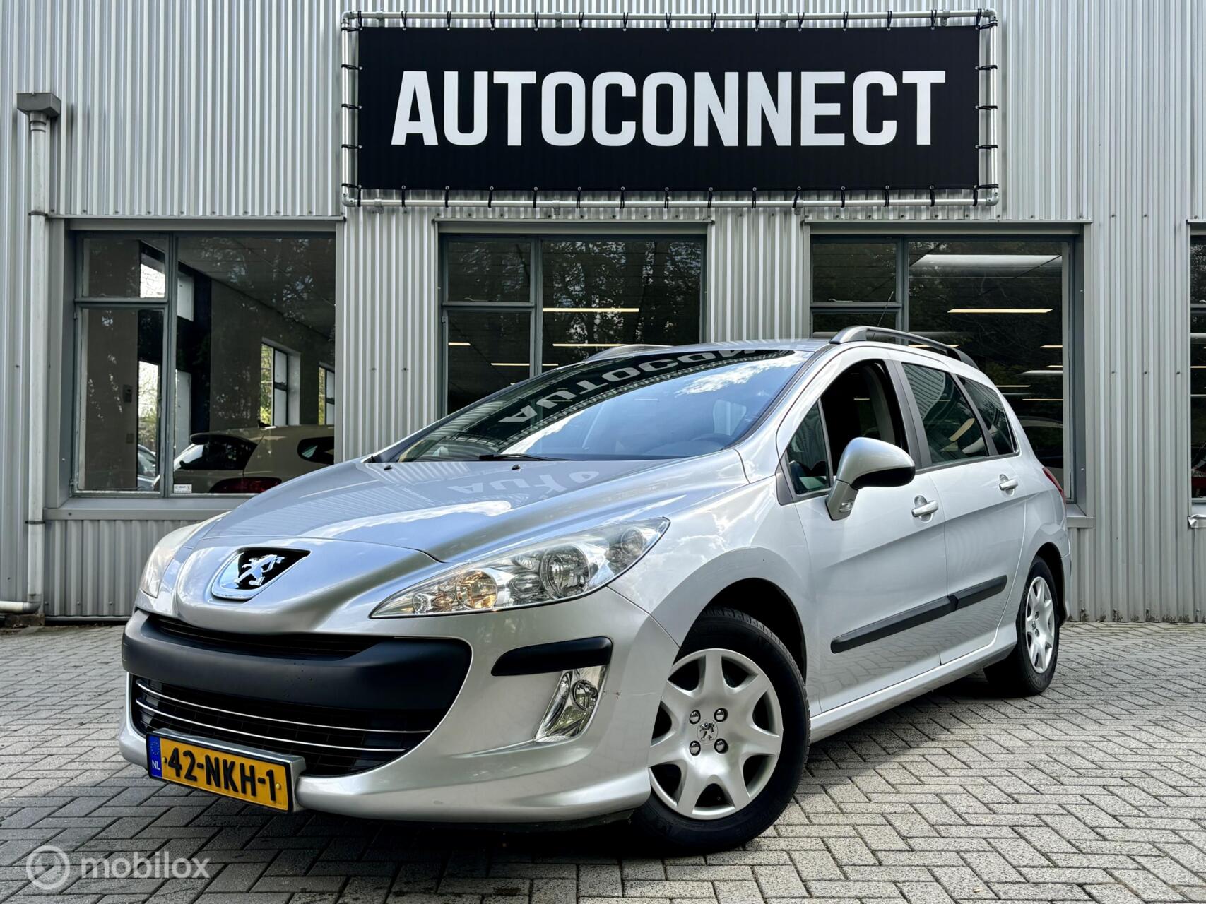 Peugeot 308 SW 1.6 VTi Blue Lease, NAVI, CRUISE 2010 - voorkant