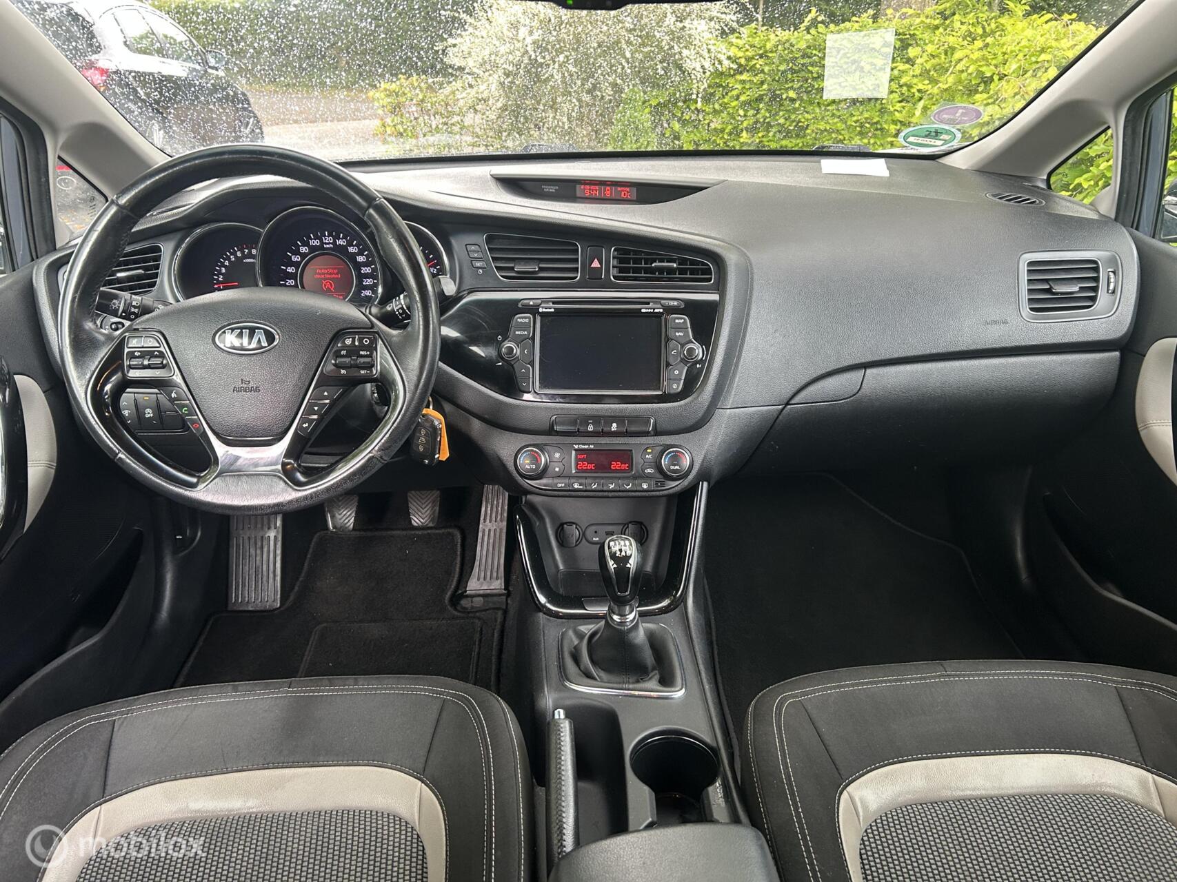 Foto van Kia Cee D