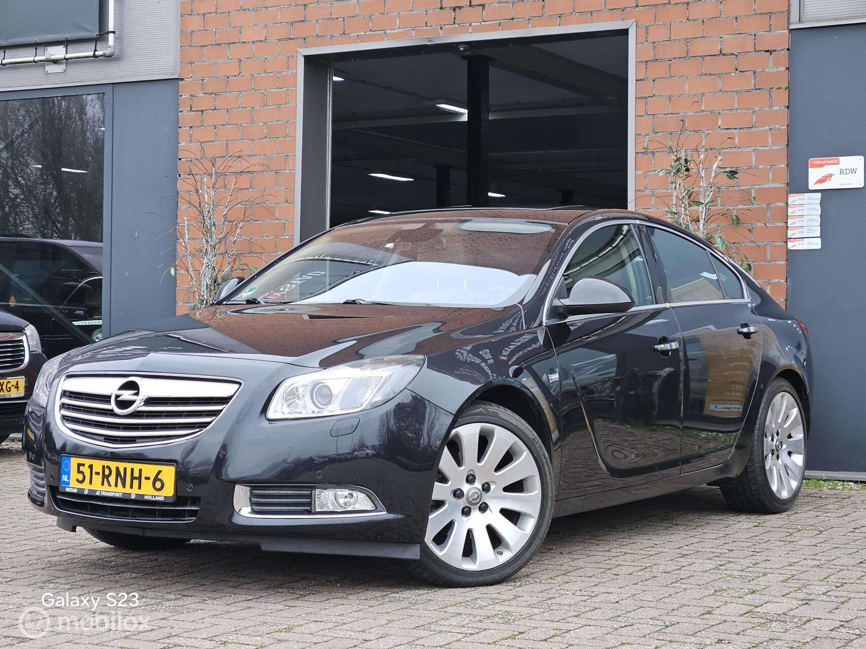 Foto van OPEL INSIGNIA LIMOUSINE HB