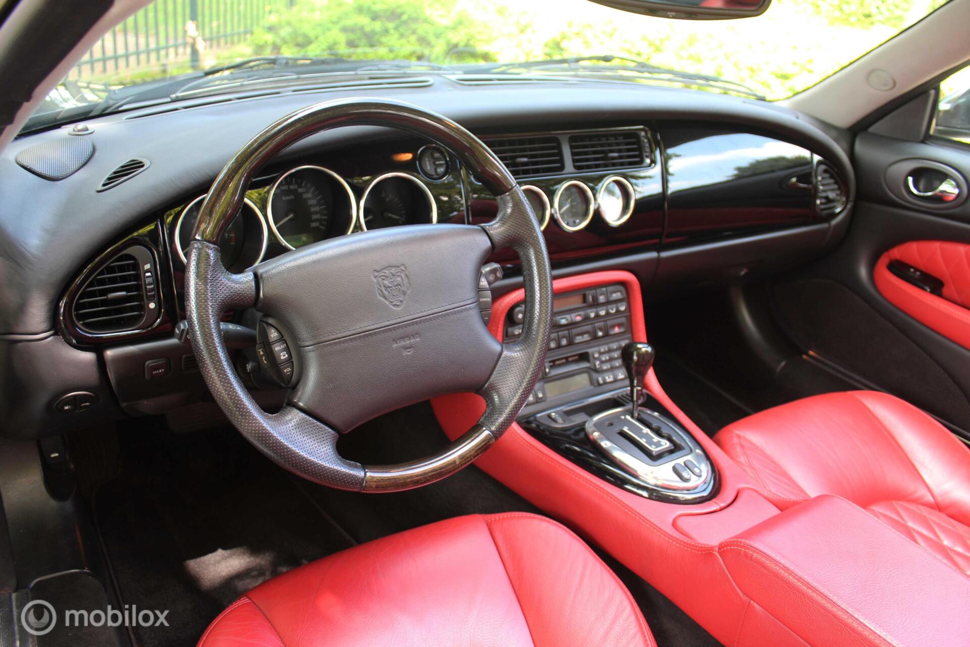 Foto van Jaguar Jaguar Xk8