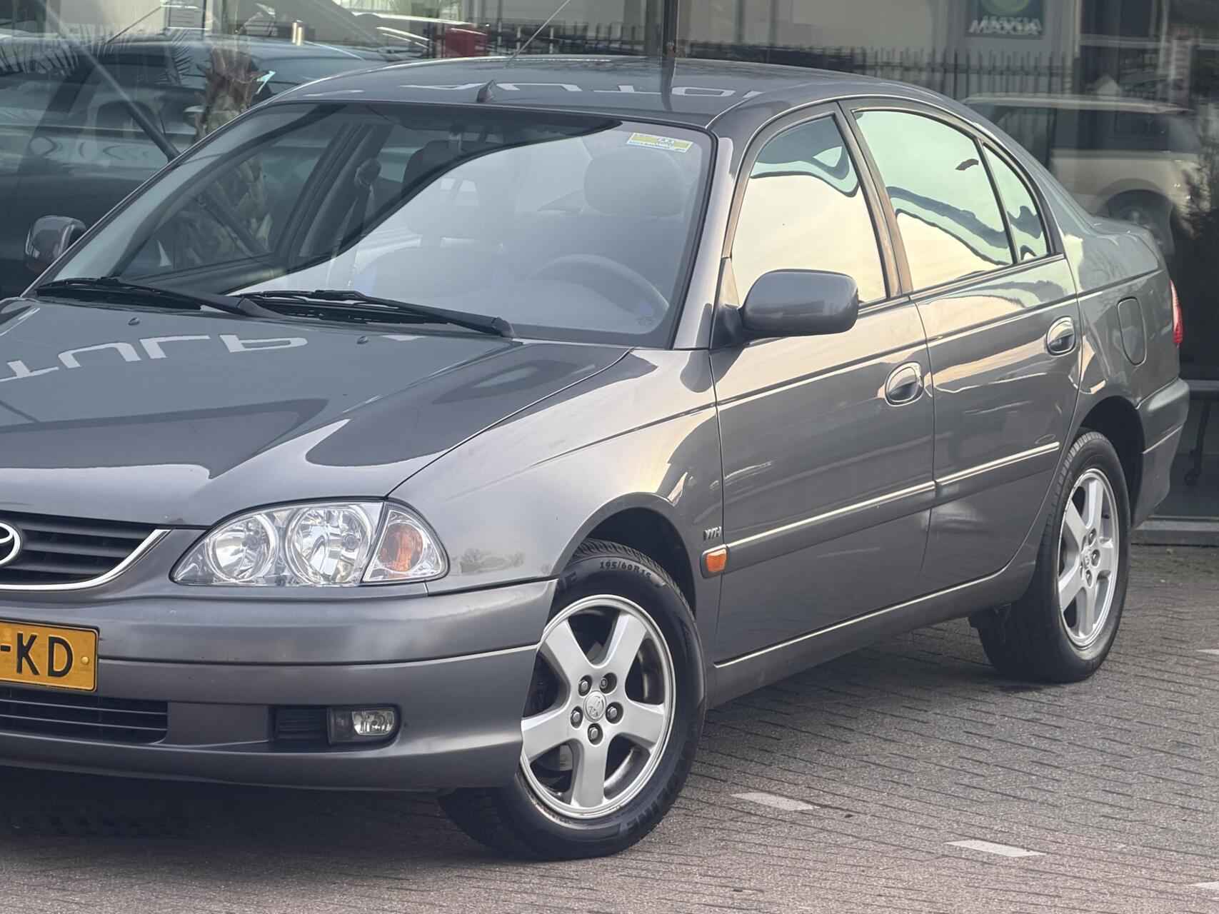 Foto van Toyota Toyota Avensis
