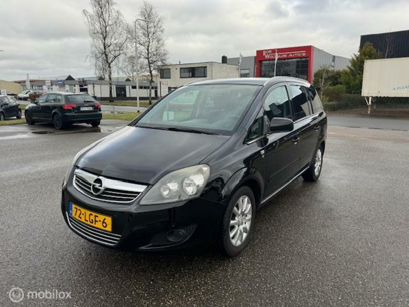 Opel Zafira 1.6 Cosmo 111Jaar ed 2010 - voorkant